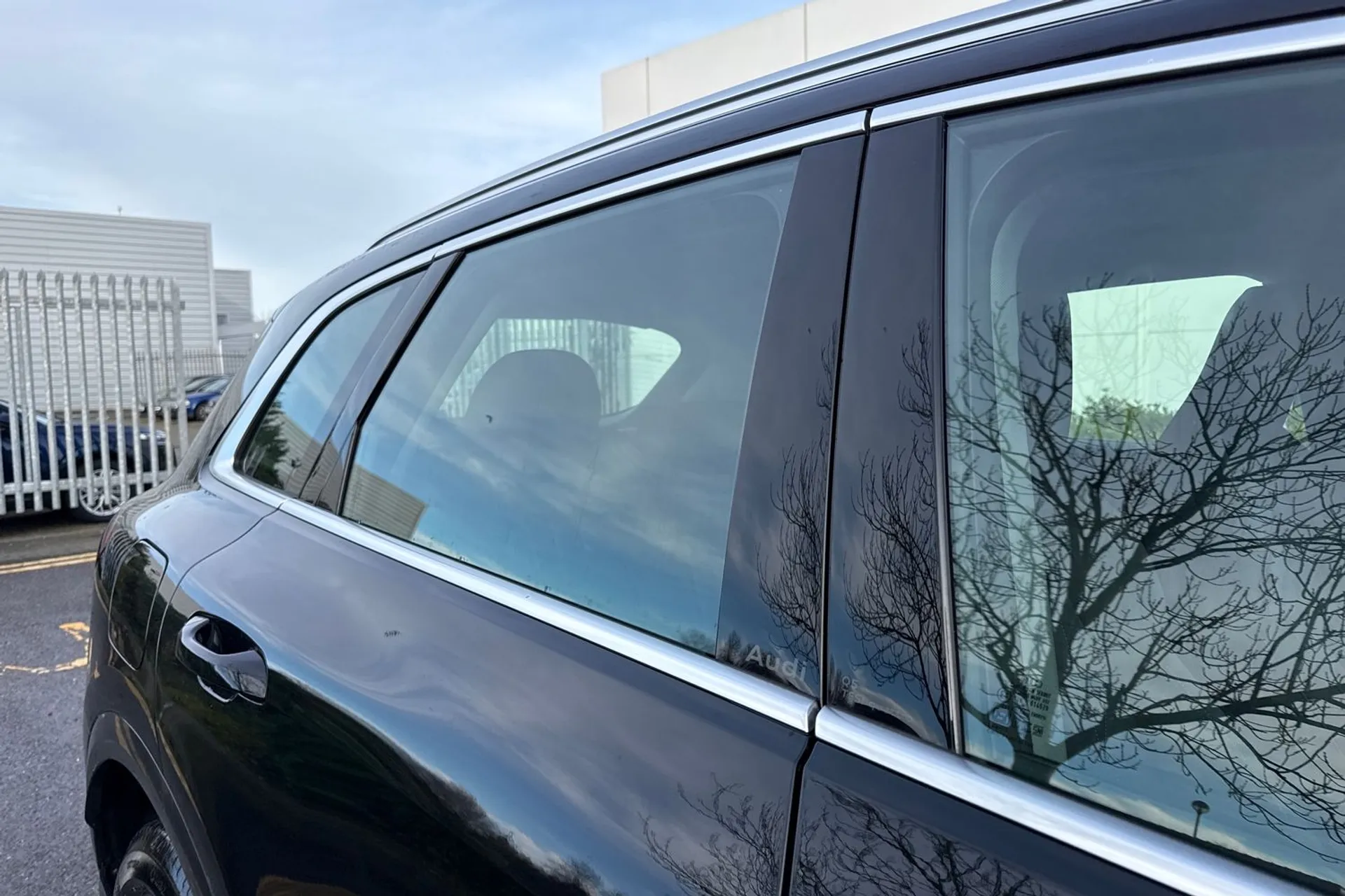 Audi Q5 thumbnail image number 13