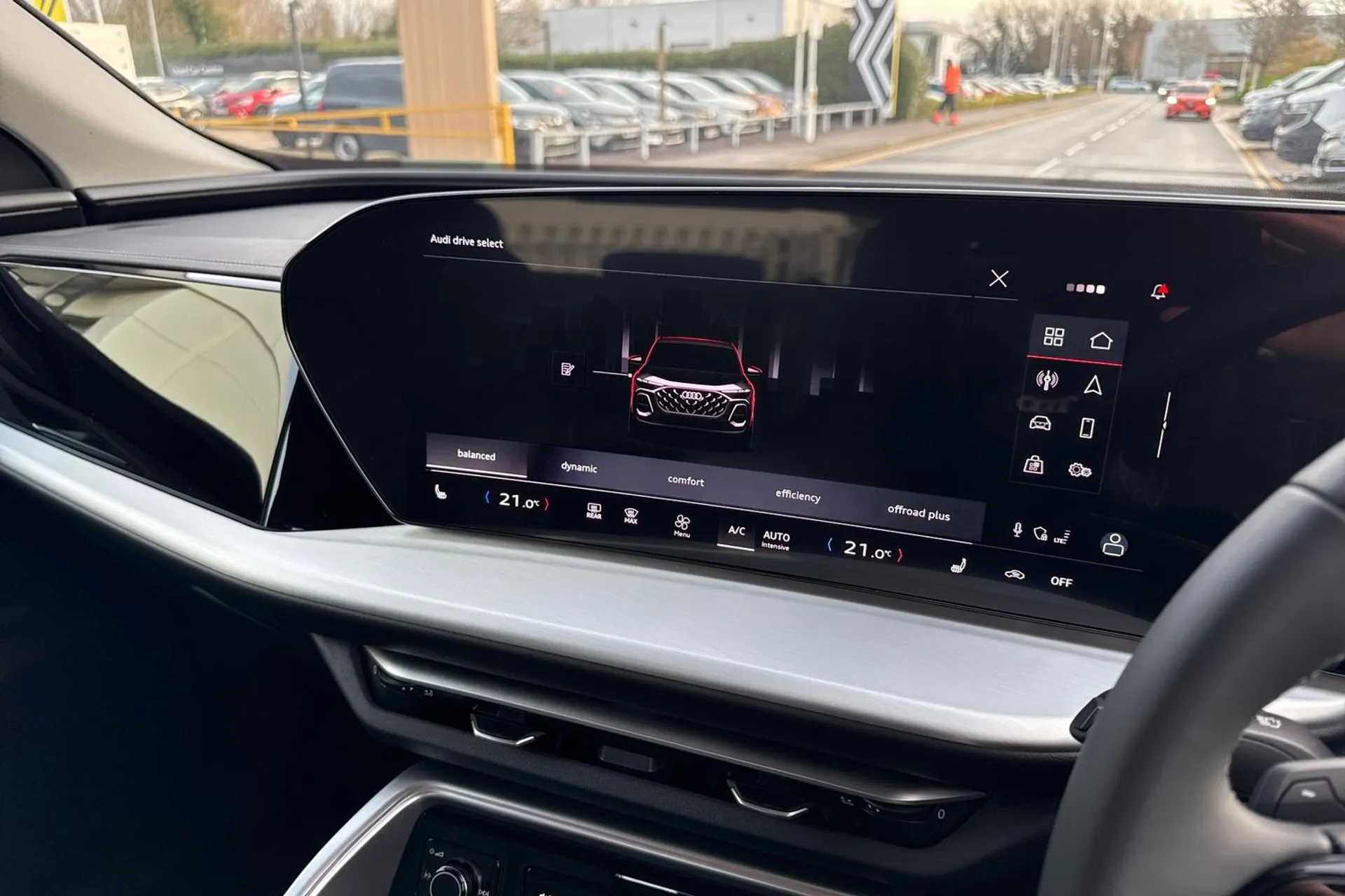 Audi Q5 thumbnail image number 34