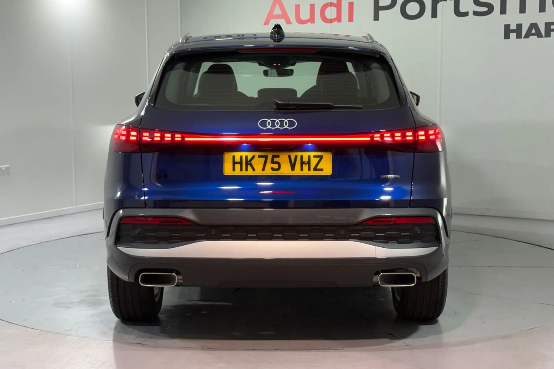 Audi Q5 thumbnail image number 8