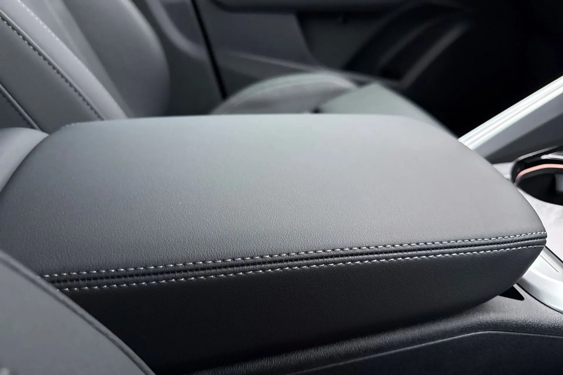 Audi Q5 thumbnail image number 48