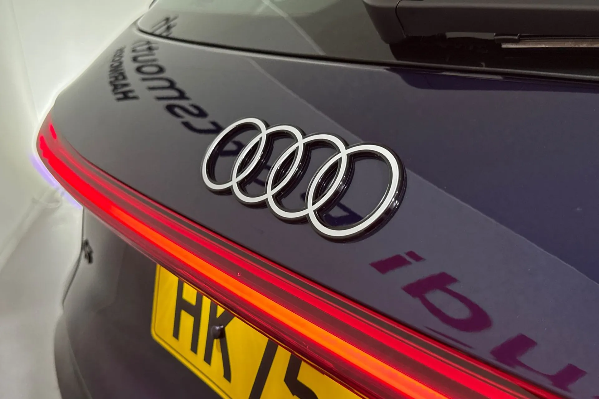 Audi Q5 thumbnail image number 16