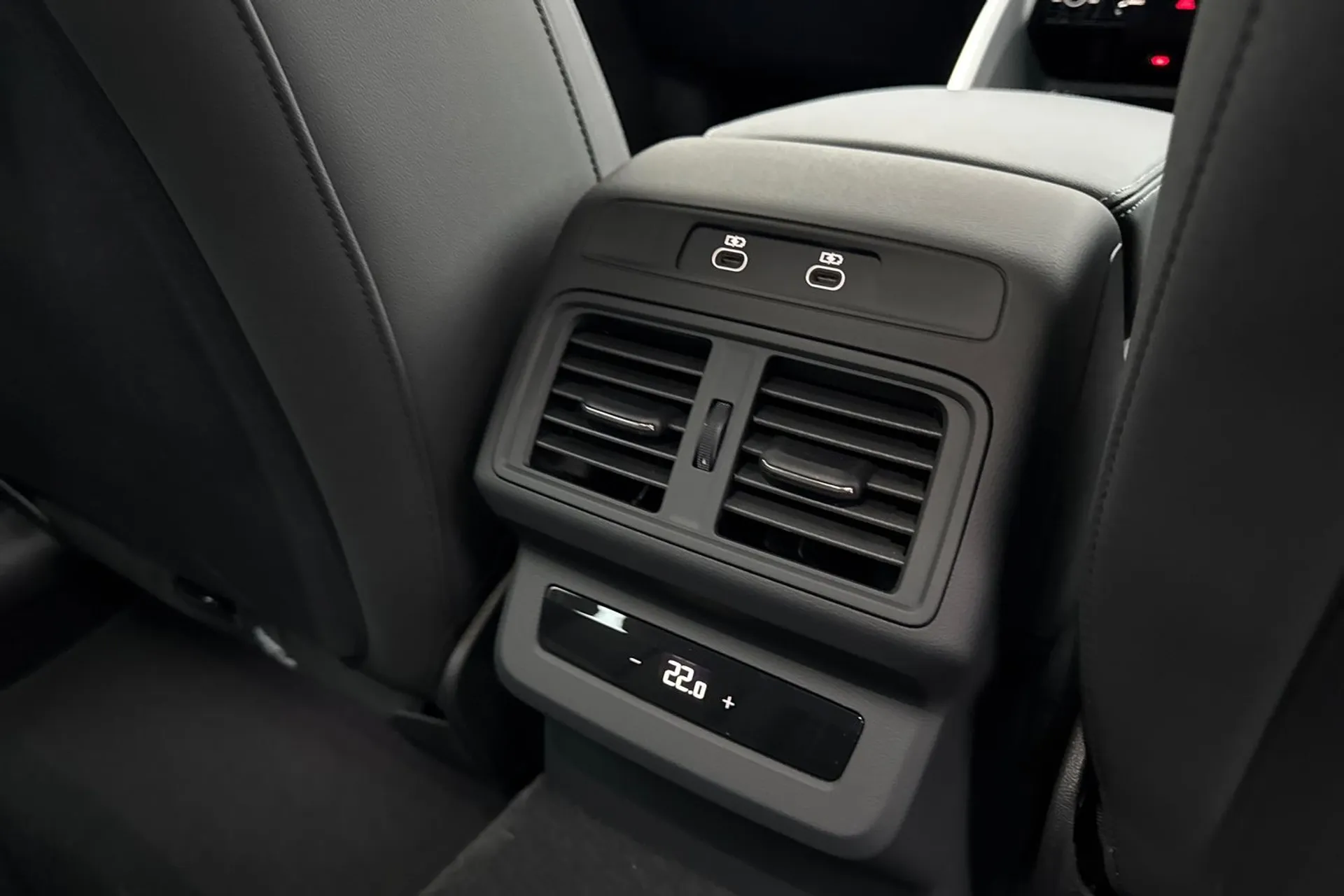 Audi Q5 thumbnail image number 22