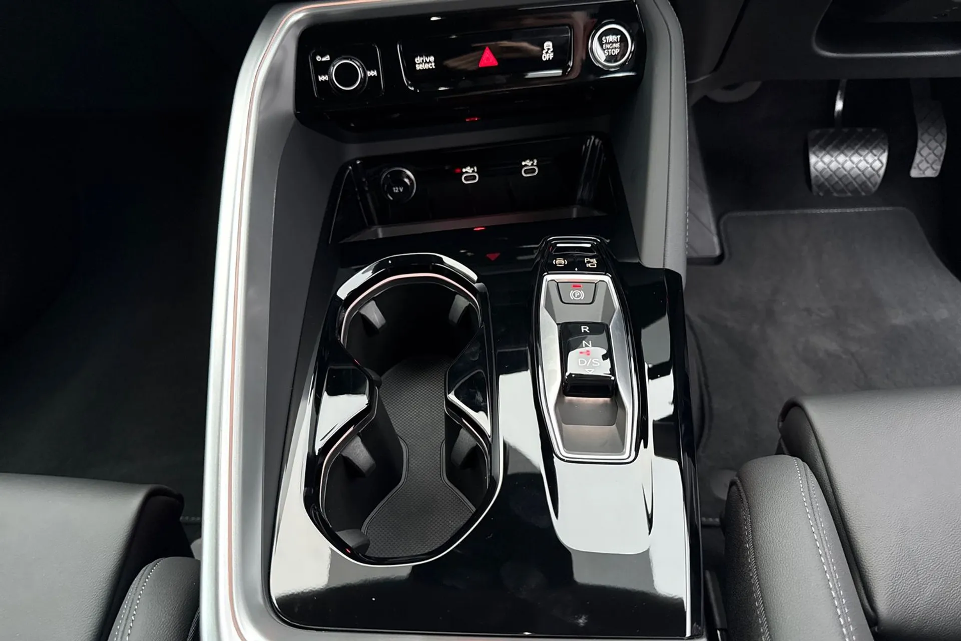 Audi Q5 thumbnail image number 45