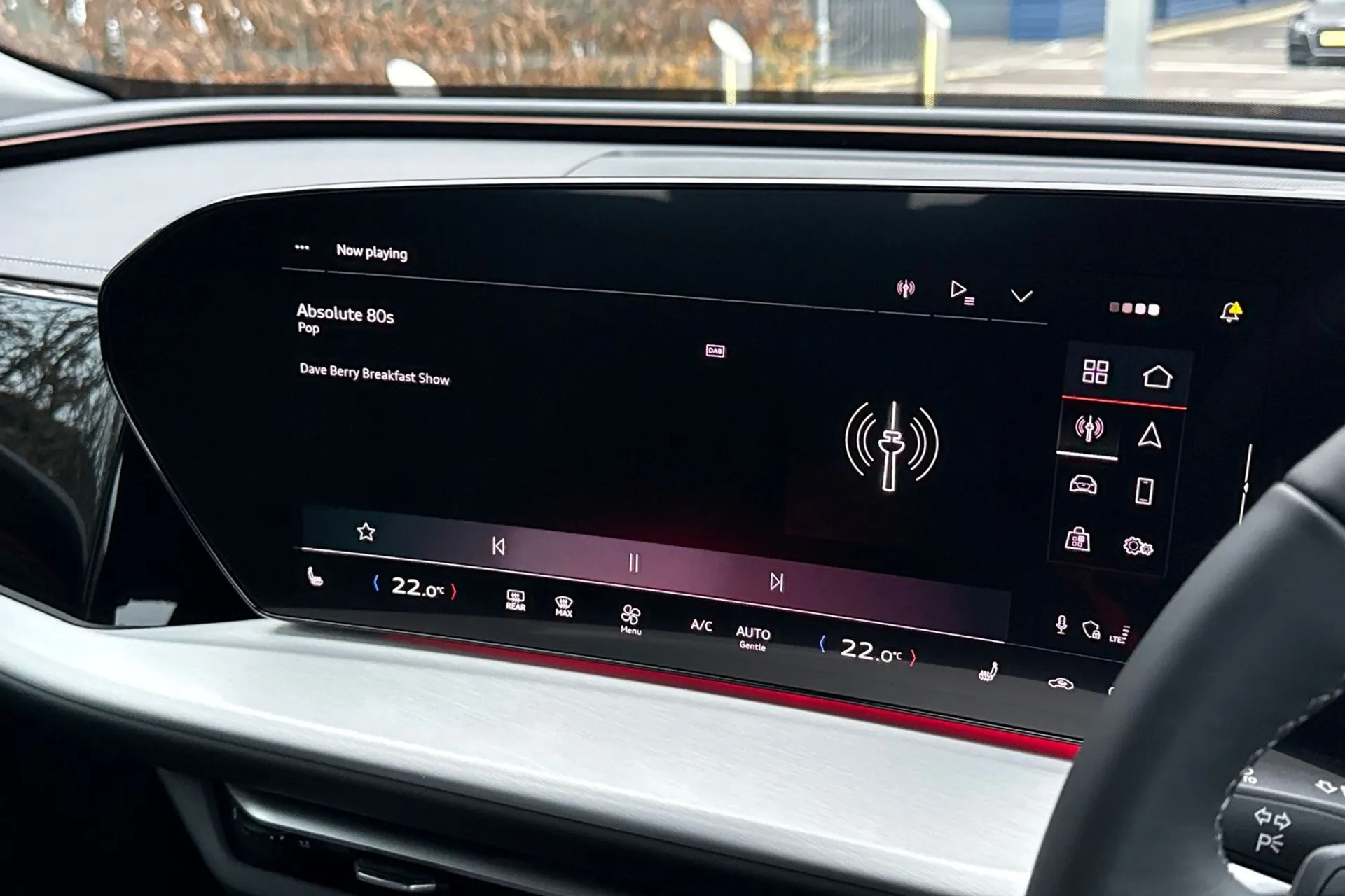 Audi Q5 thumbnail image number 32