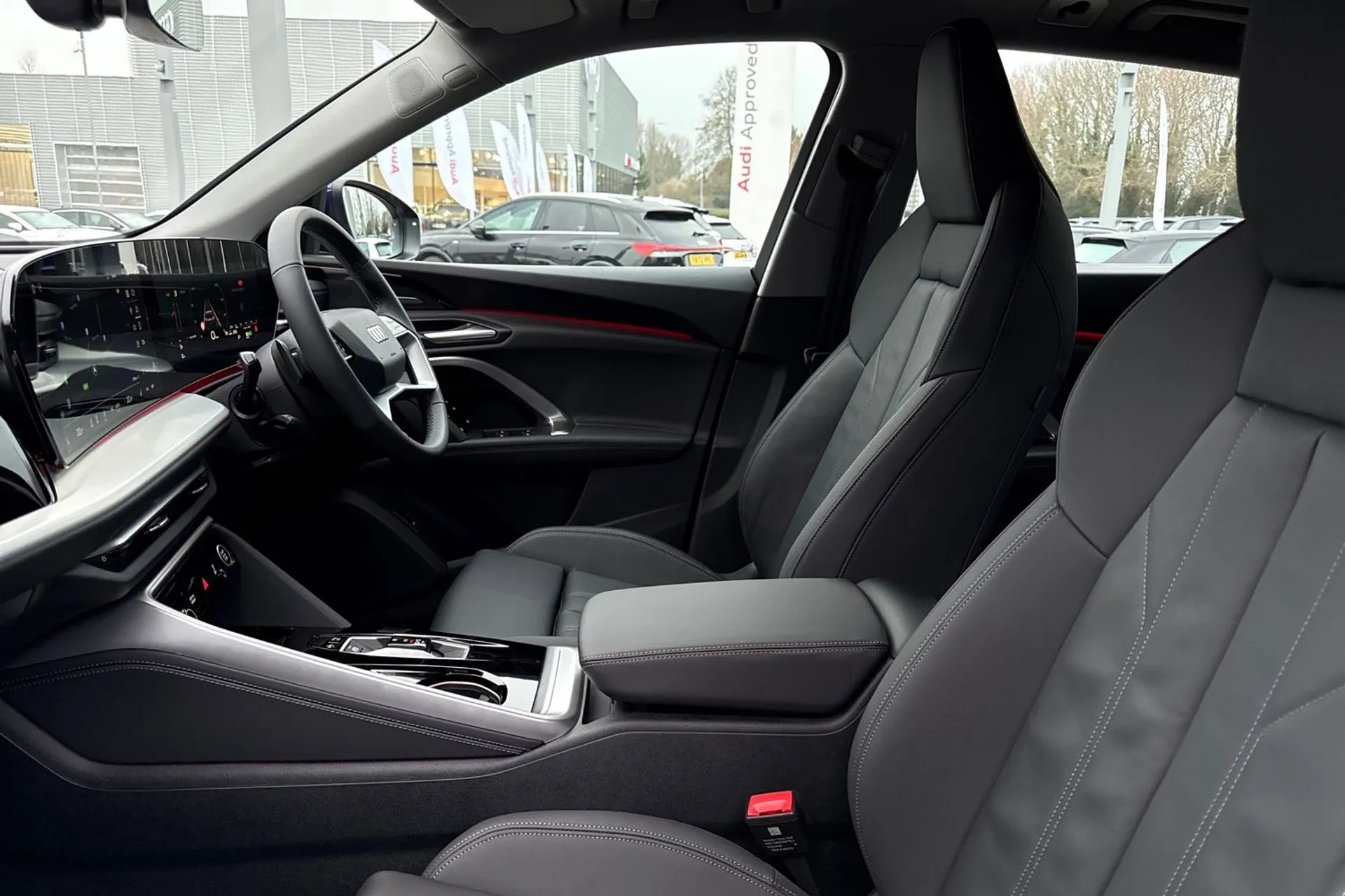 Audi Q5 thumbnail image number 35