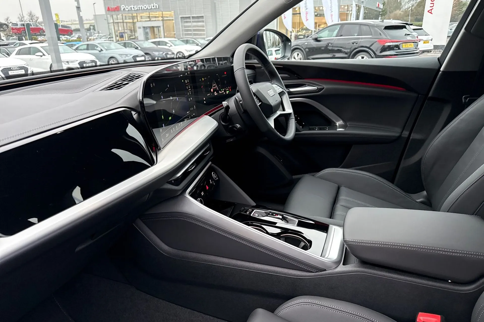 Audi Q5 thumbnail image number 33