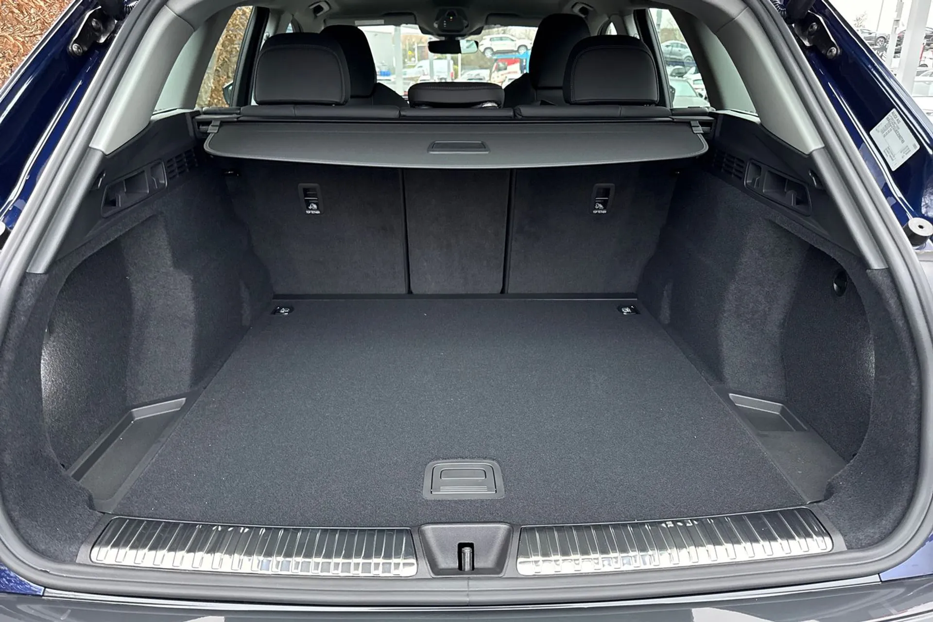 Audi Q5 thumbnail image number 19