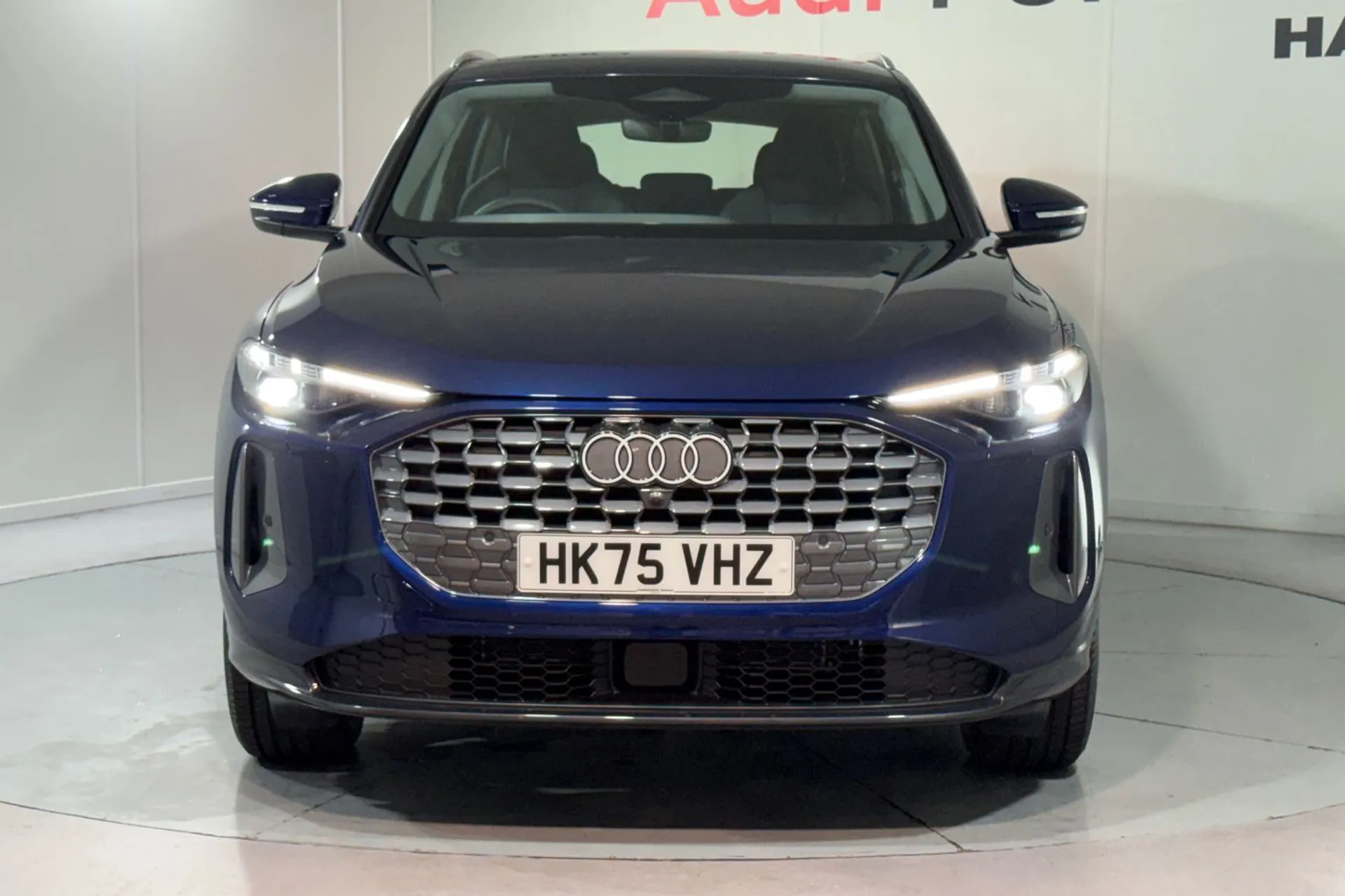 Audi Q5 thumbnail image number 6