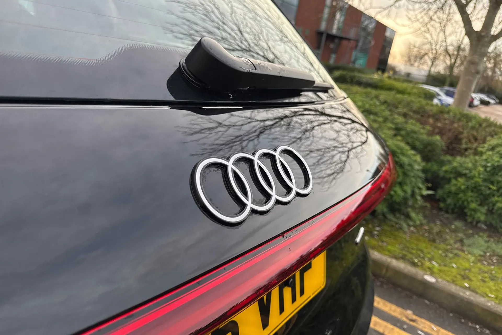 Audi Q5 thumbnail image number 16