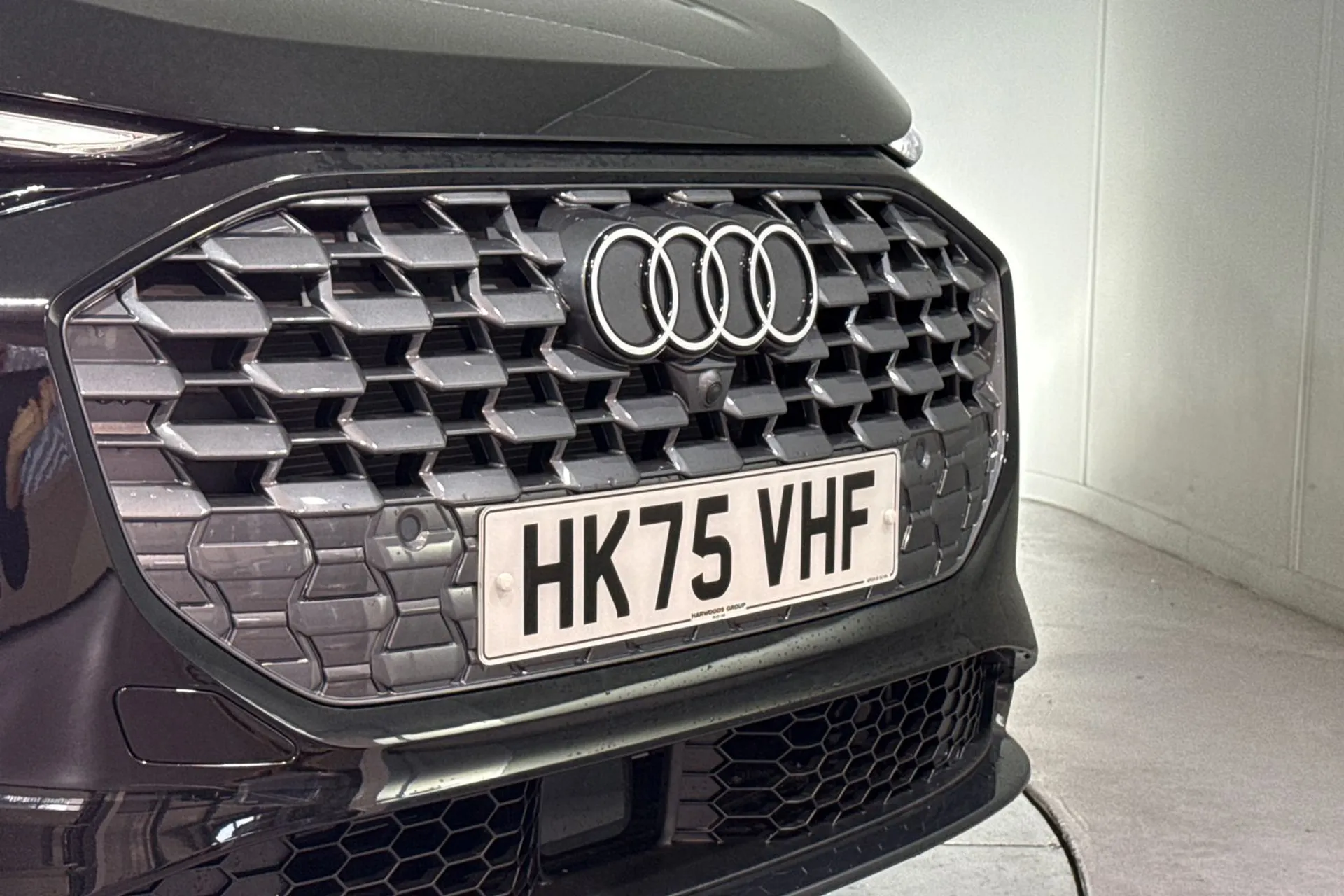 Audi Q5 thumbnail image number 9