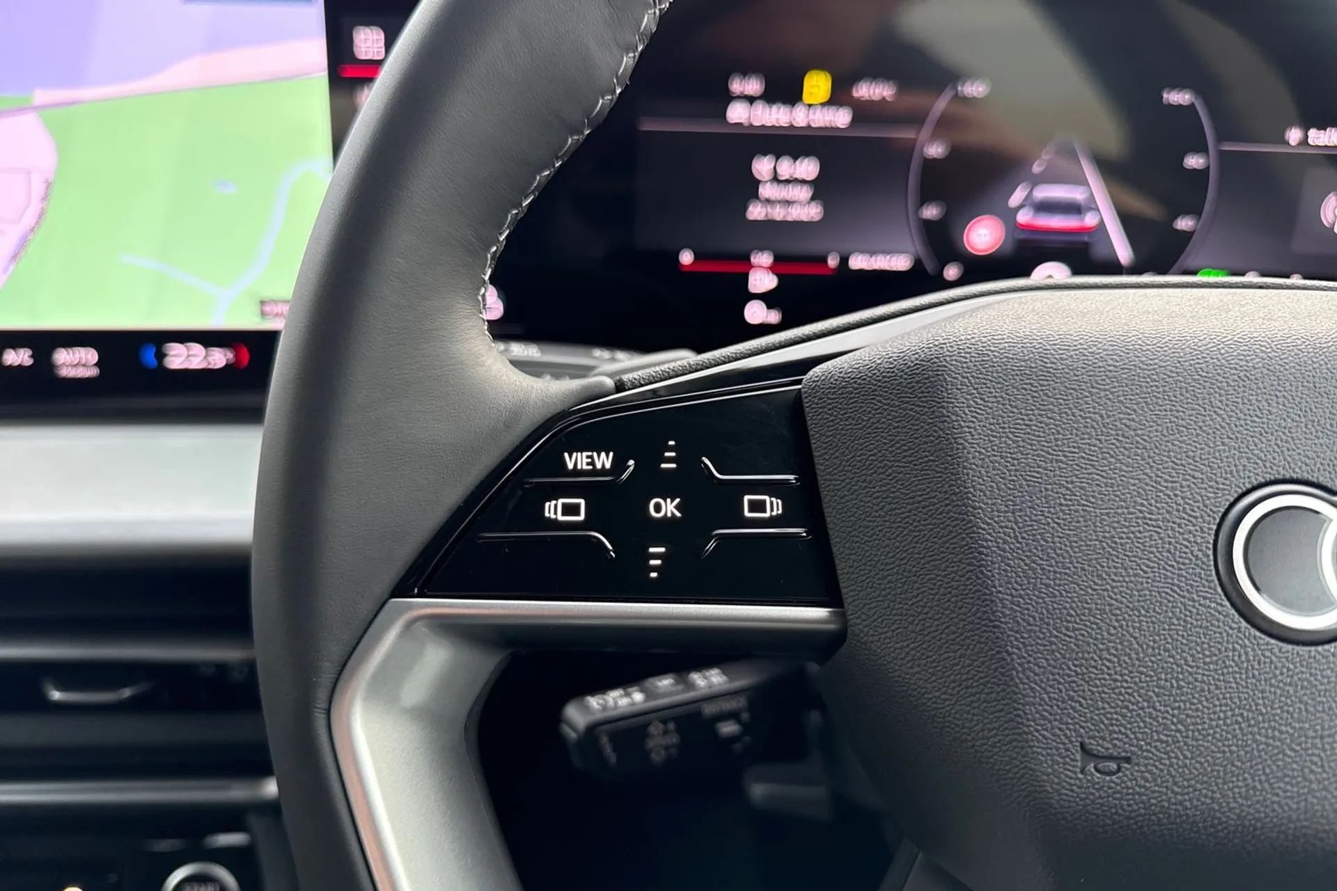 Audi Q5 thumbnail image number 42