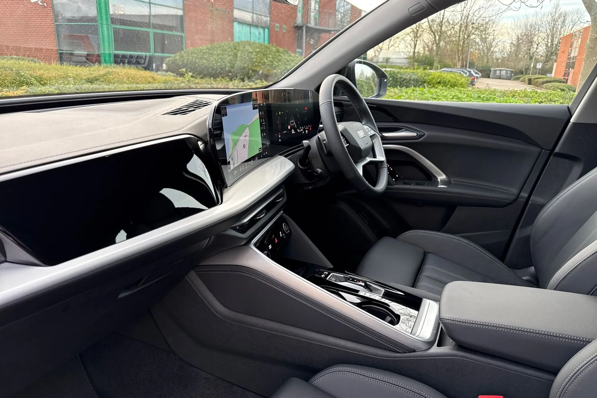 Audi Q5 thumbnail image number 32