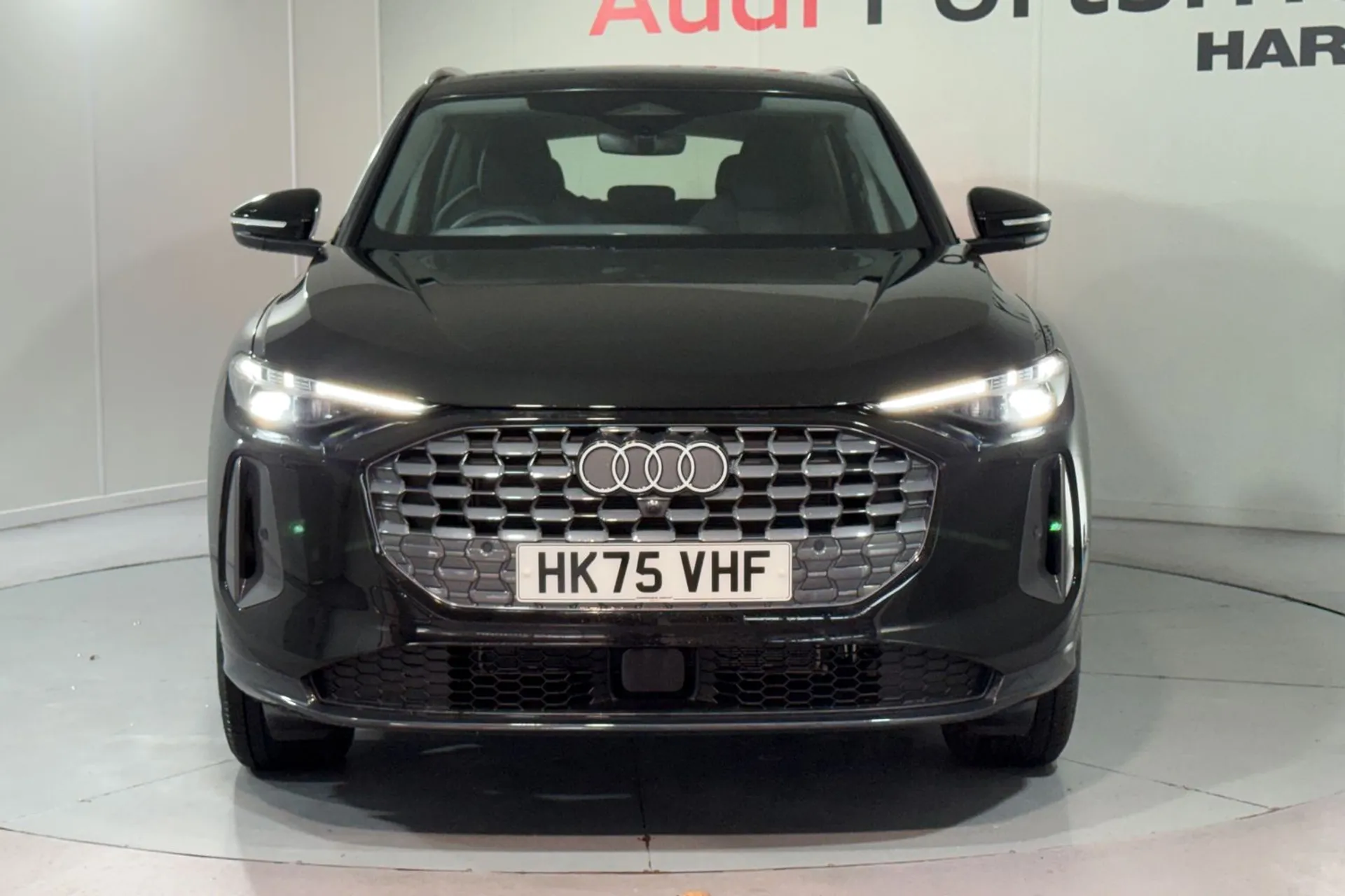 Audi Q5 thumbnail image number 6