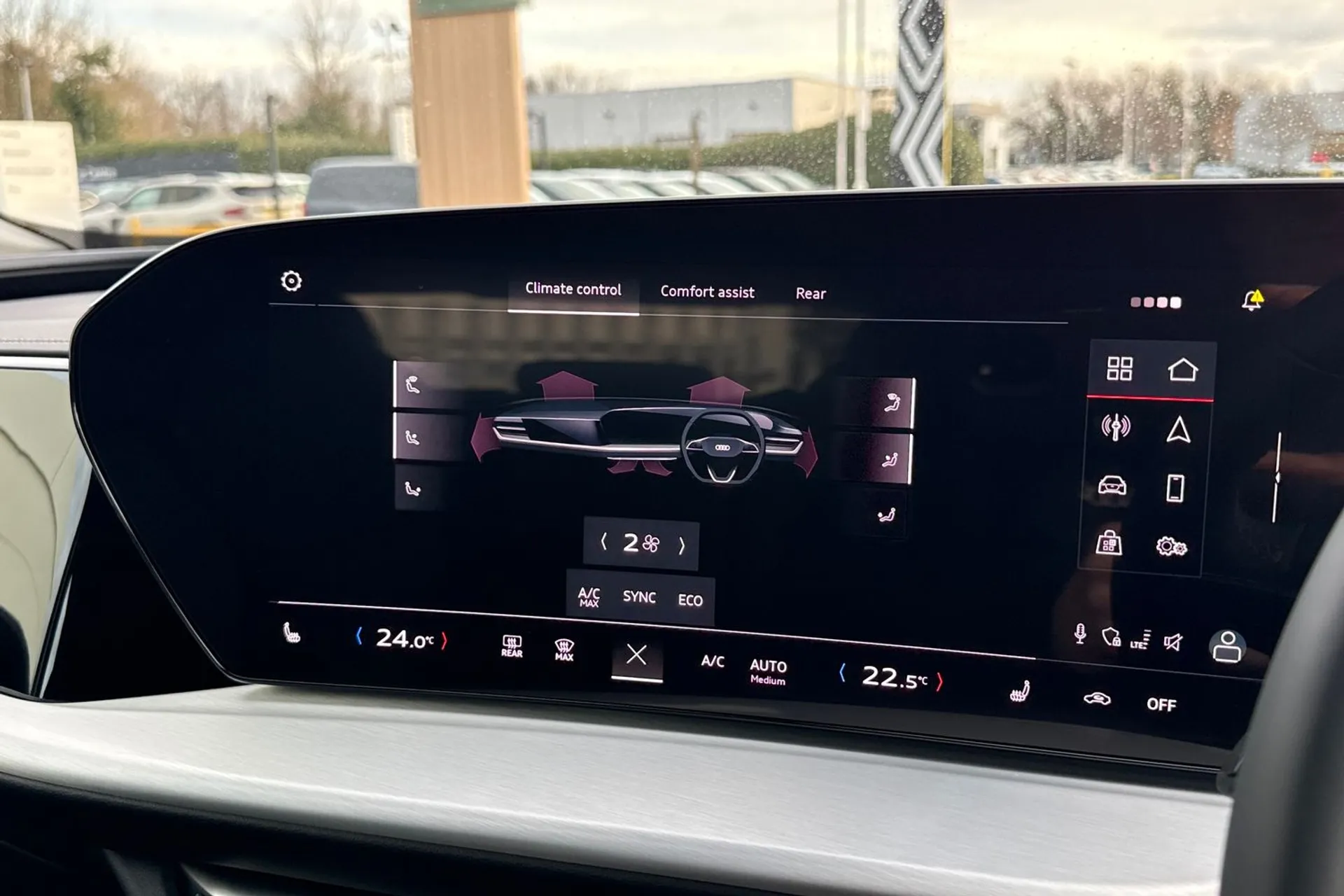 Audi Q5 thumbnail image number 24