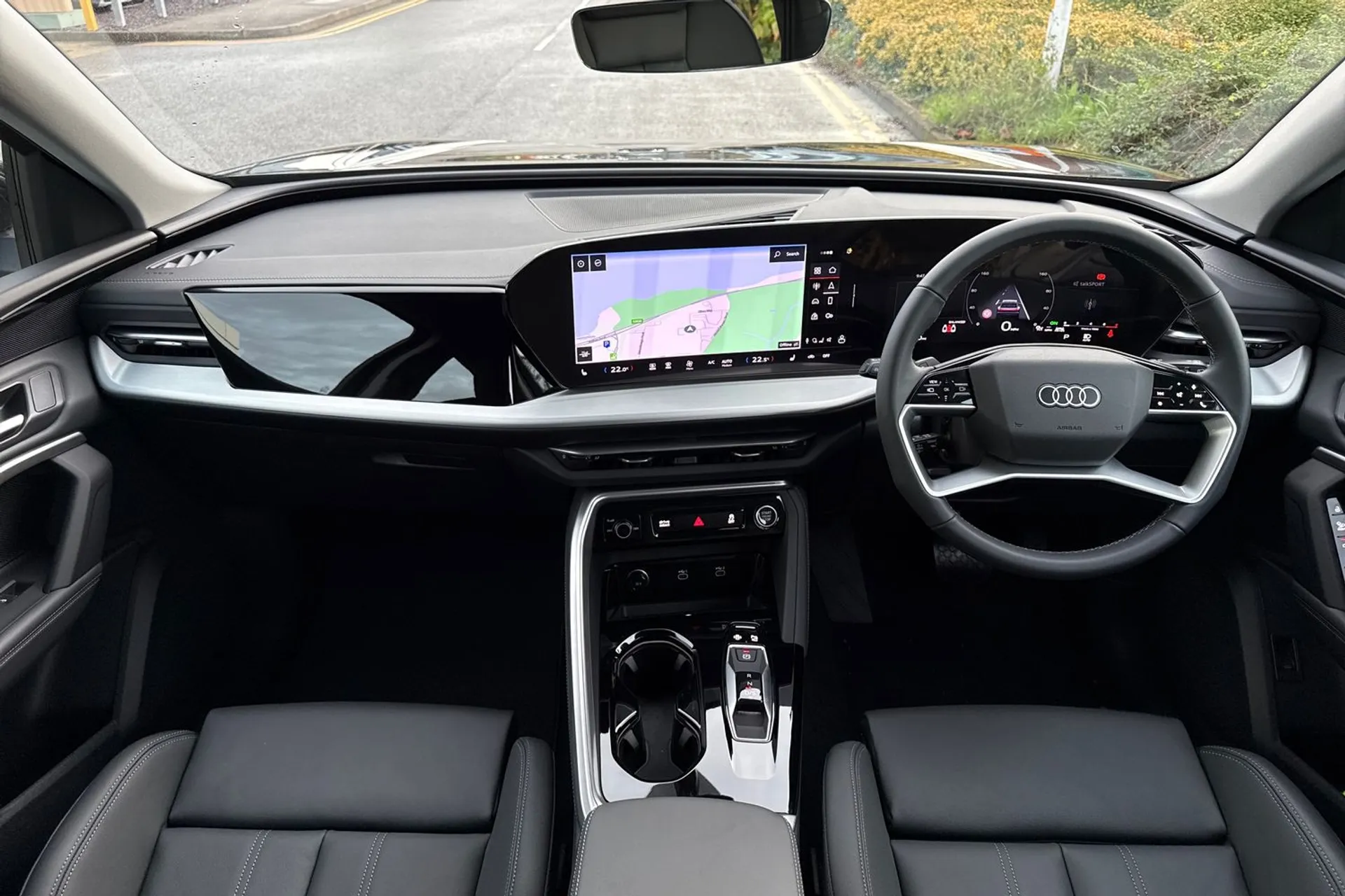 Audi Q5 thumbnail image number 3