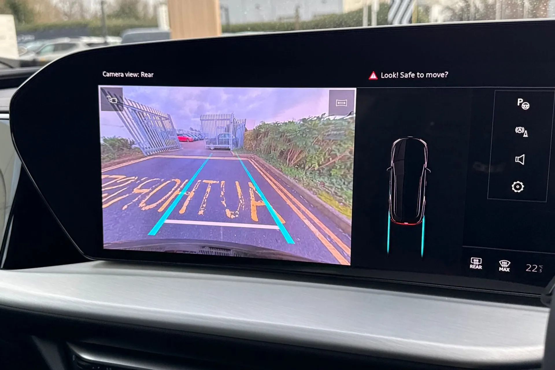 Audi Q5 thumbnail image number 4