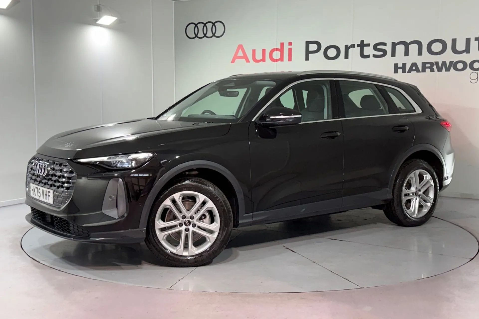 Audi Q5 thumbnail image number 7