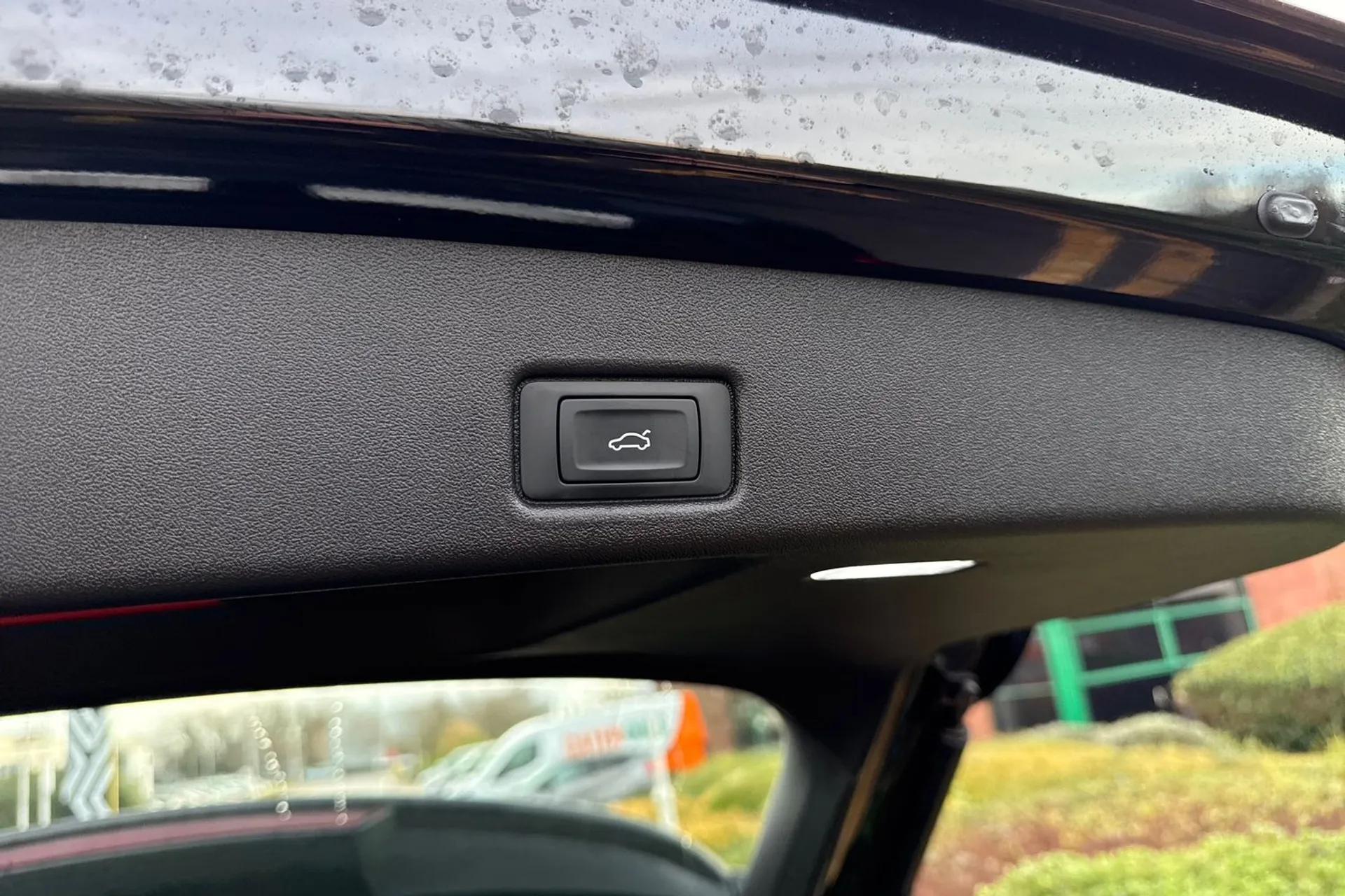 Audi Q5 thumbnail image number 20