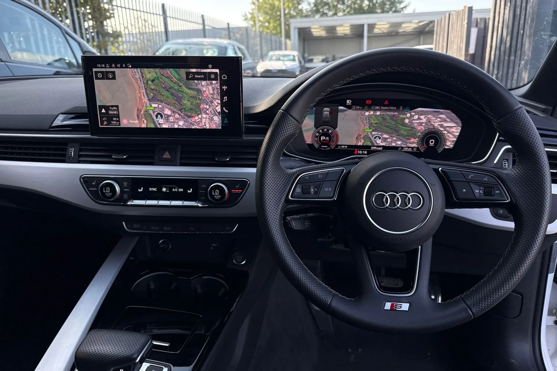 Audi A4 thumbnail image number 36