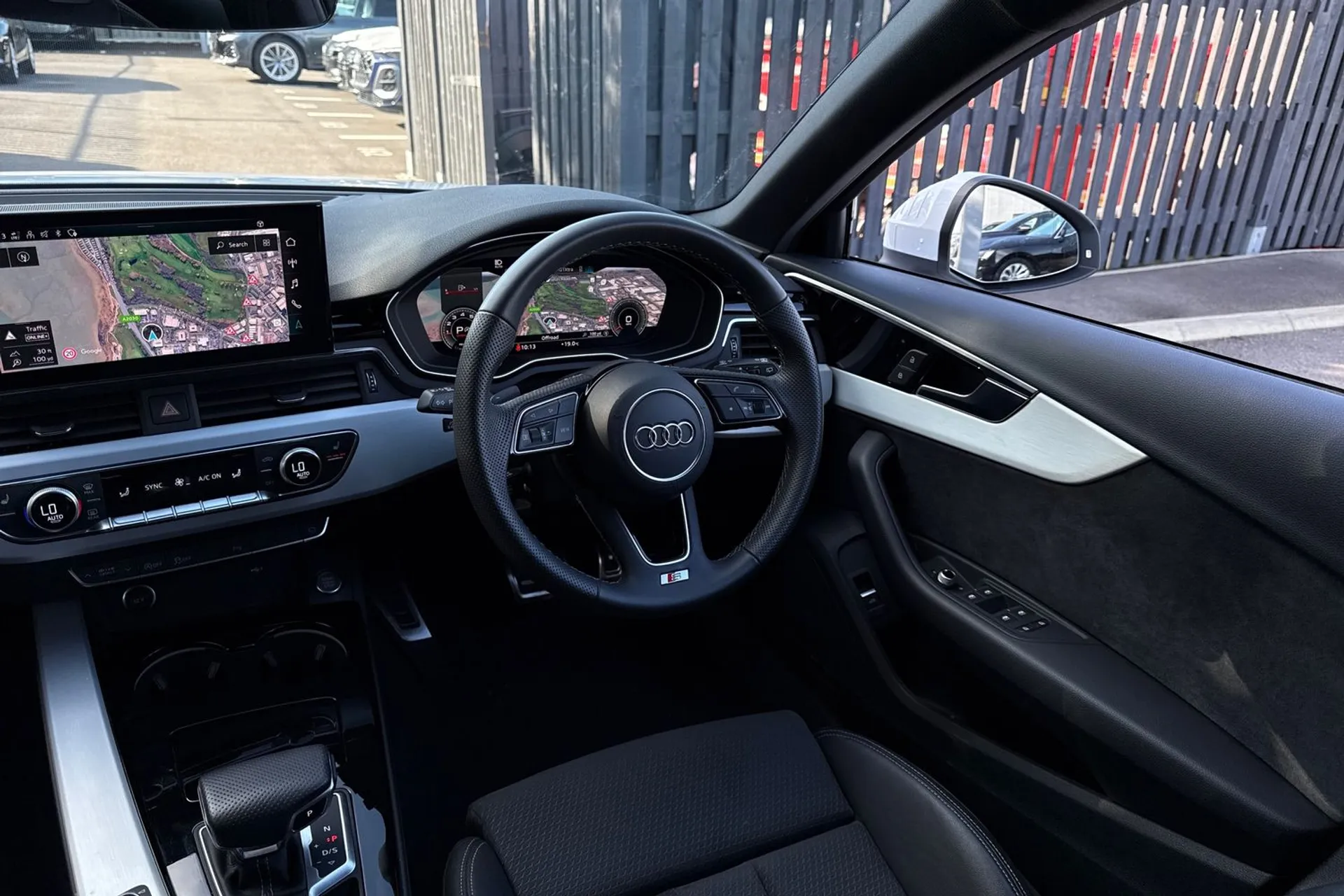 Audi A4 thumbnail image number 33