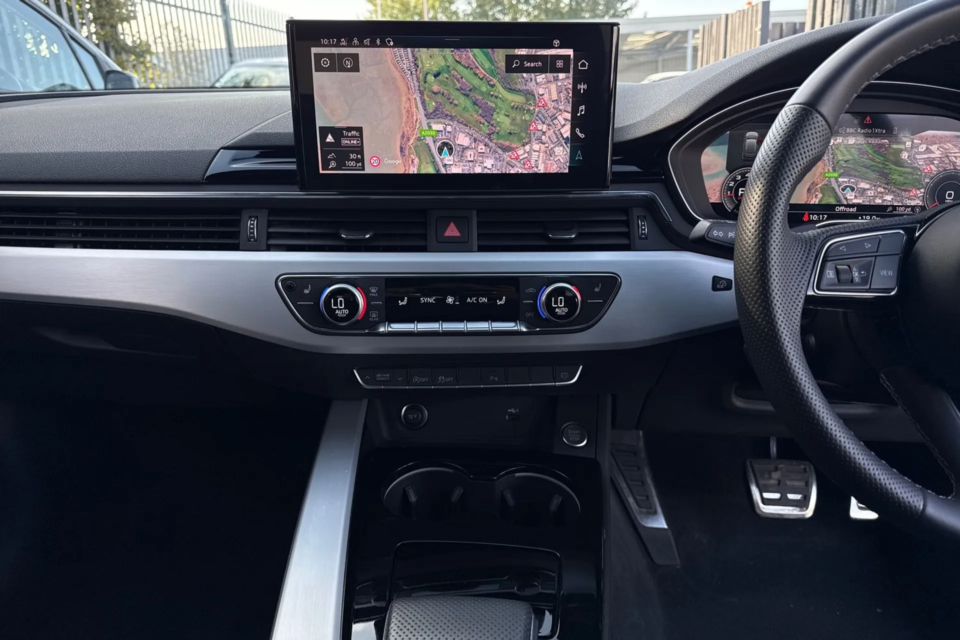 Audi A4 thumbnail image number 37