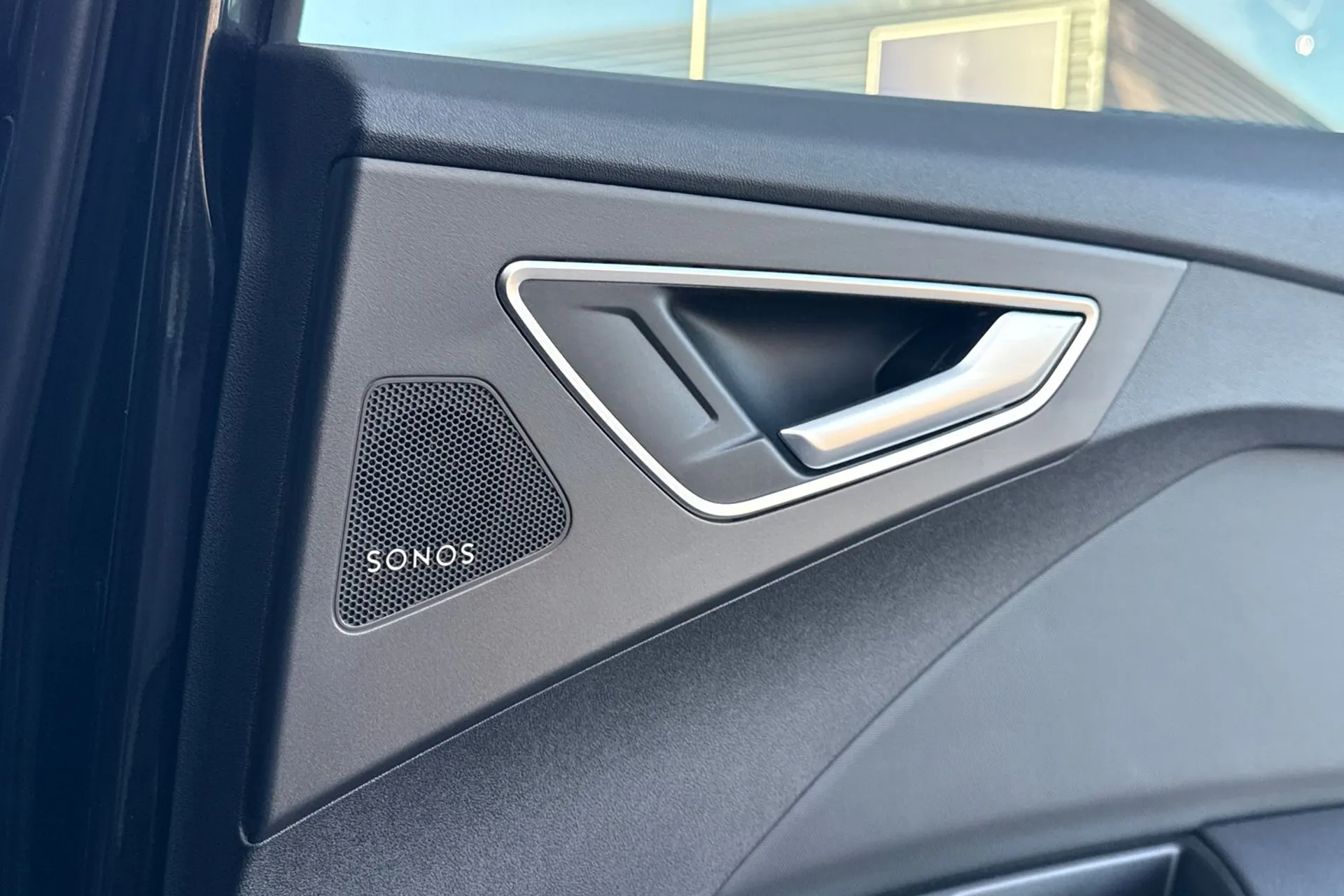 Audi Q4 thumbnail image number 51