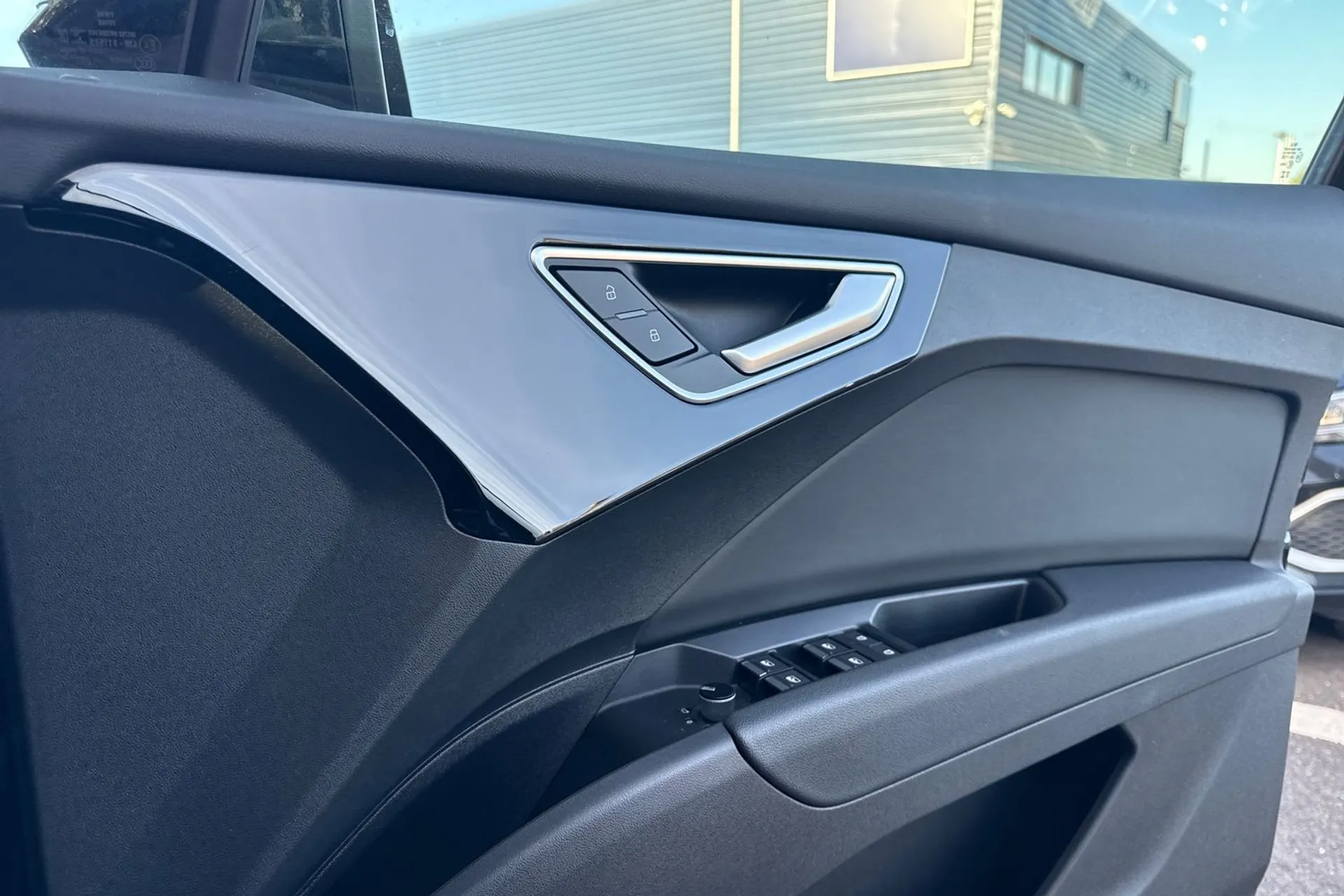 Audi Q4 thumbnail image number 47