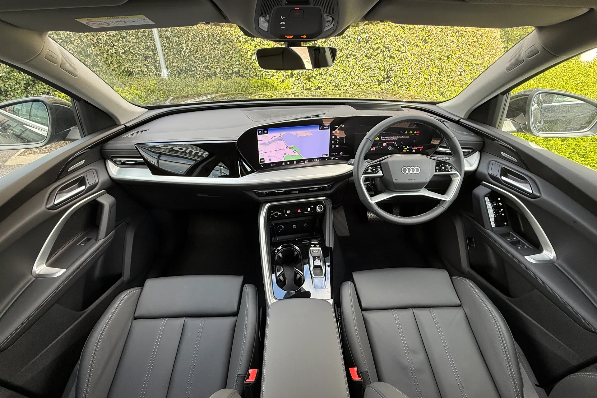 Audi Q5 thumbnail image number 3