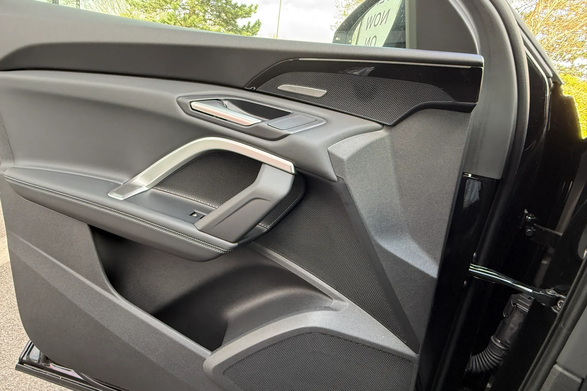 Audi Q5 thumbnail image number 36