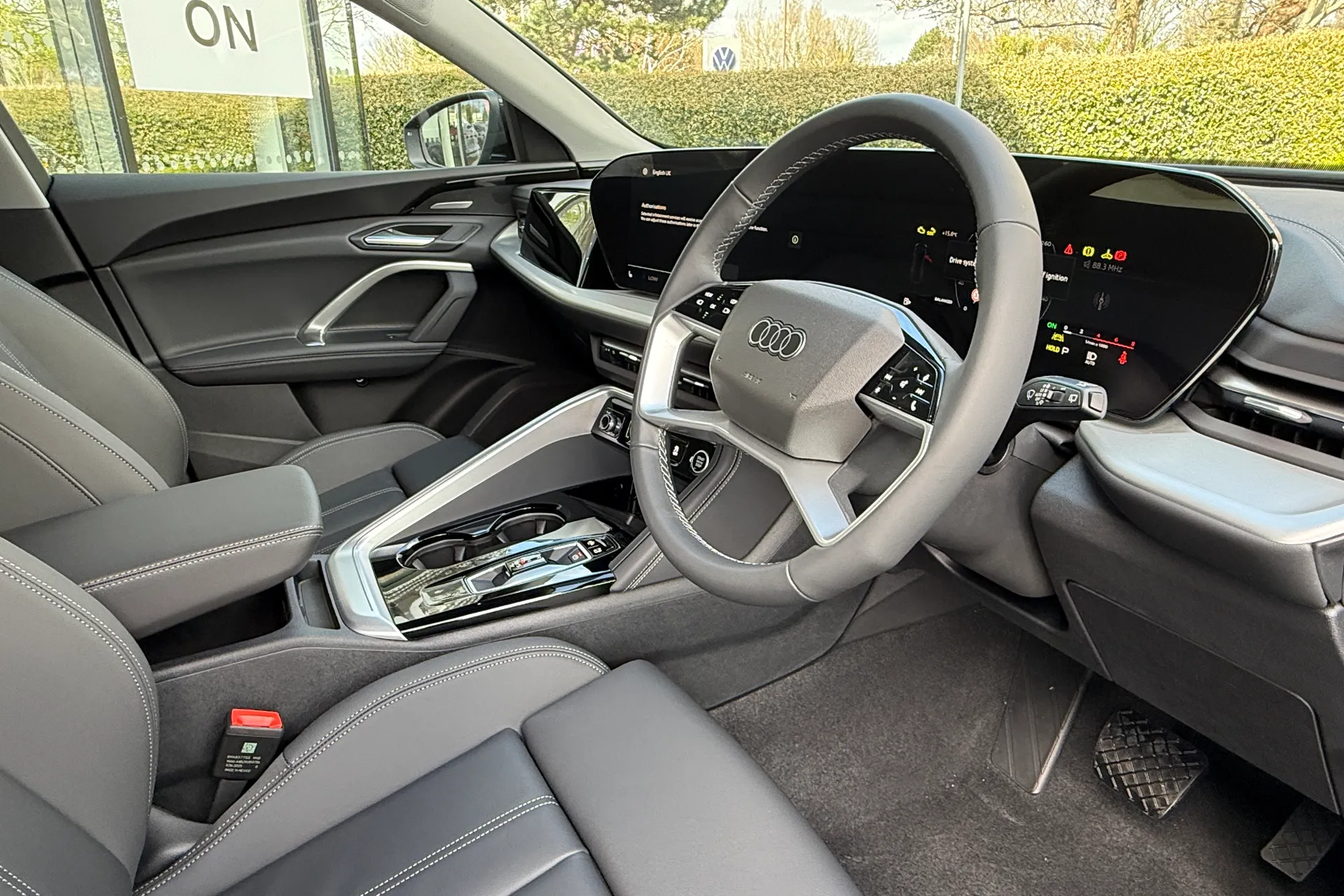 Audi Q5 thumbnail image number 13