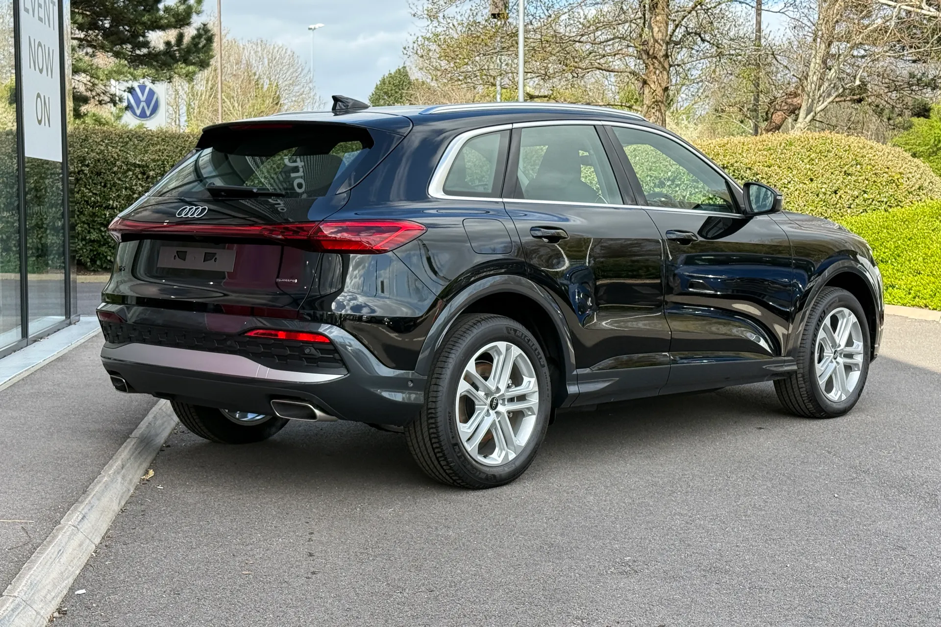 Audi Q5 thumbnail image number 16