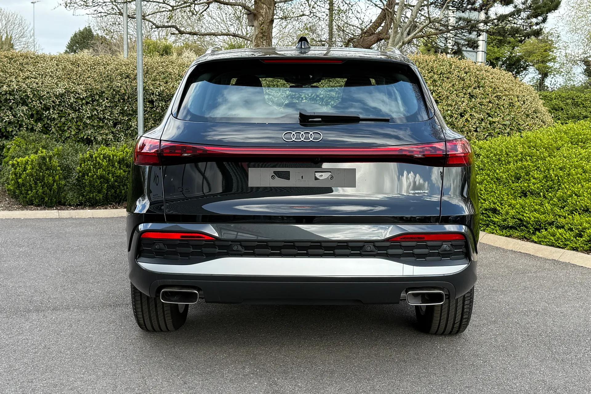 Audi Q5 thumbnail image number 9