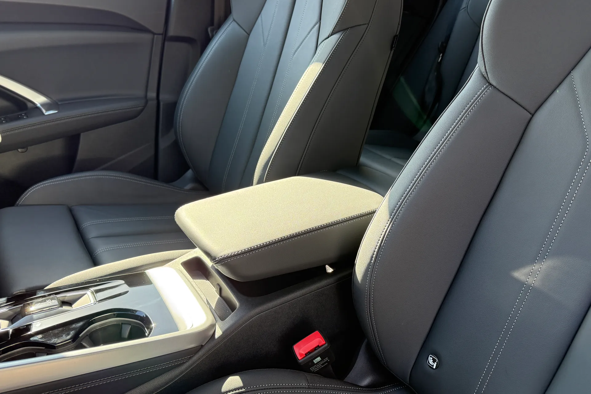 Audi Q5 thumbnail image number 30