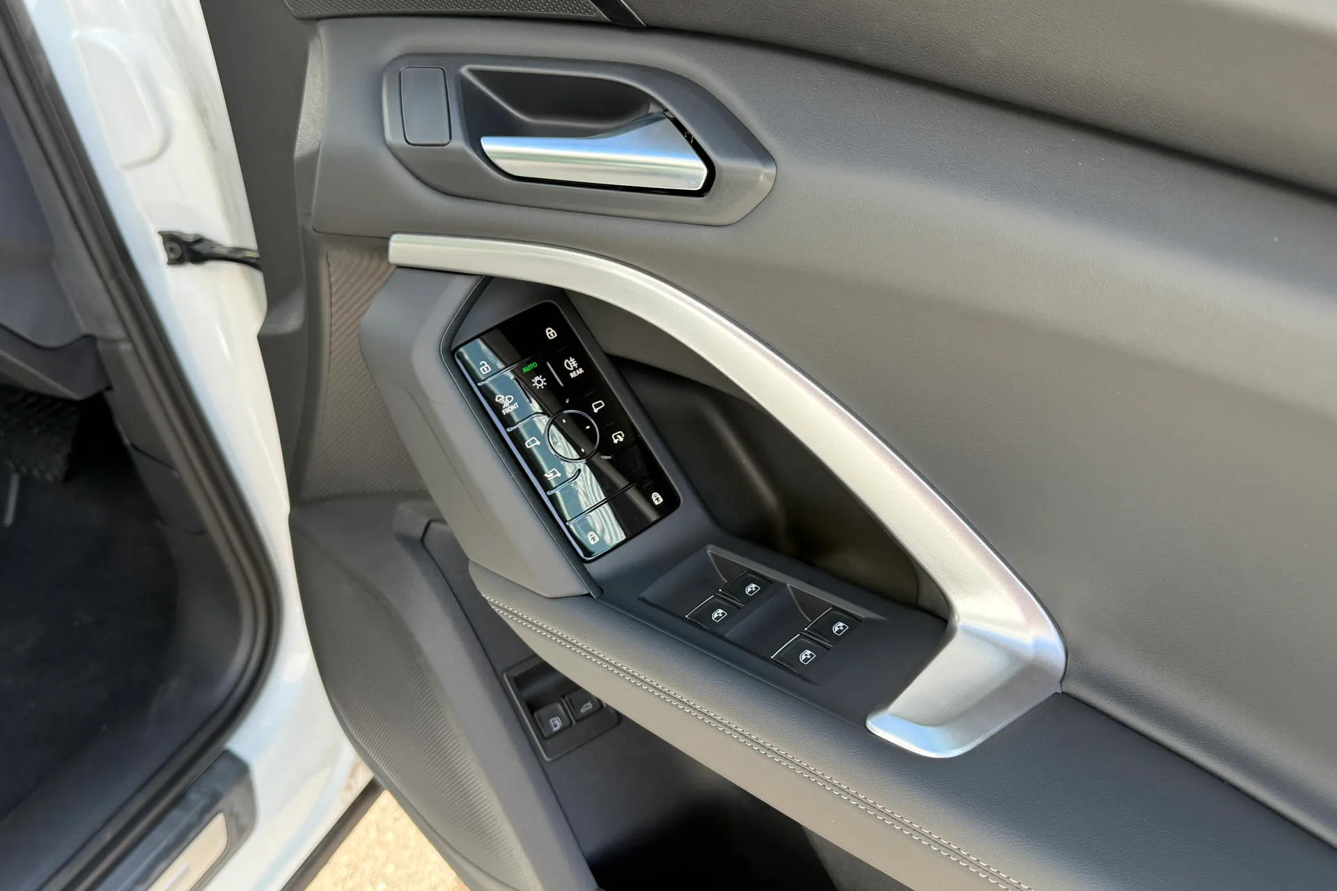 Audi Q5 thumbnail image number 33