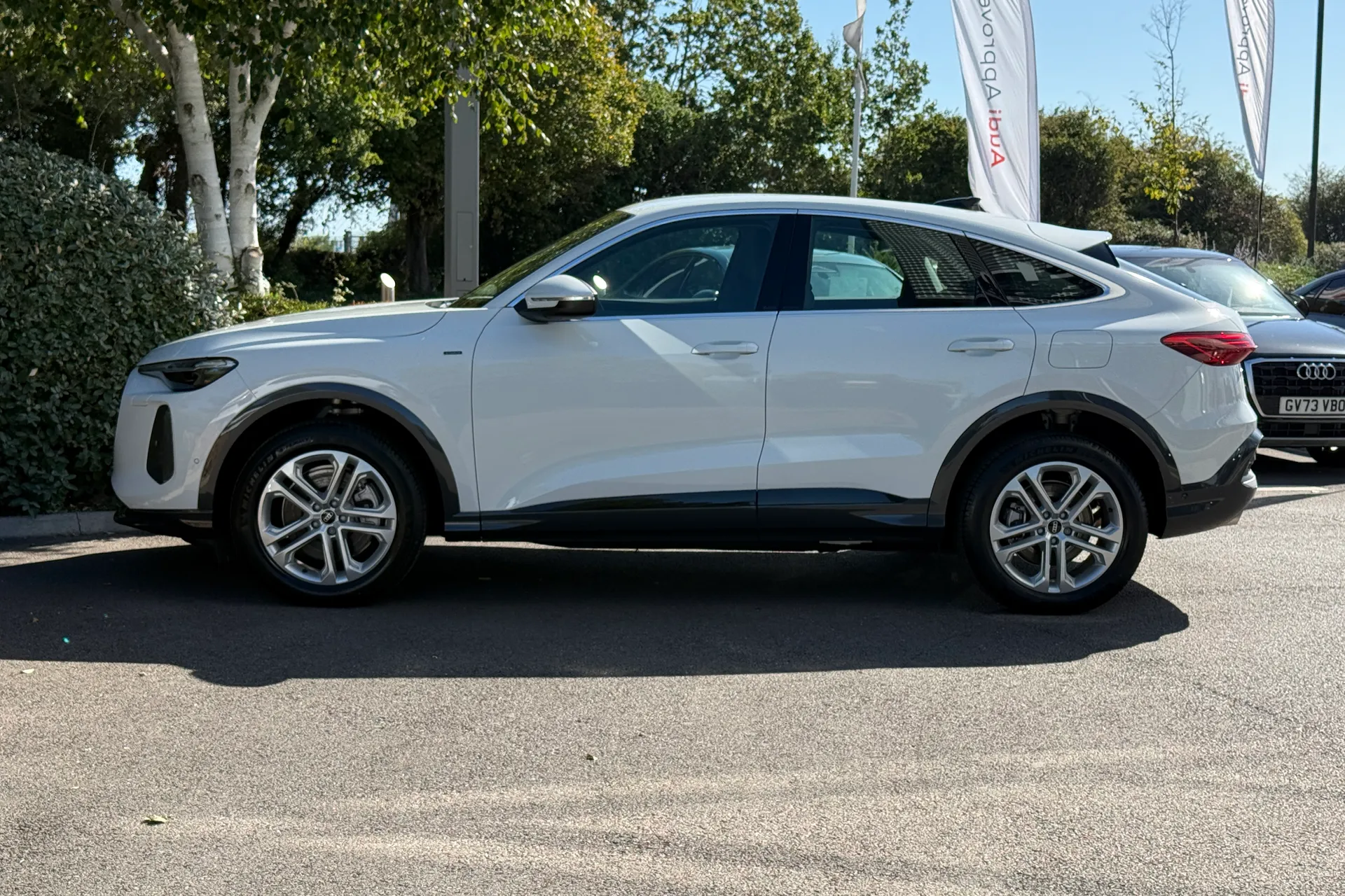 Audi Q5 thumbnail image number 22