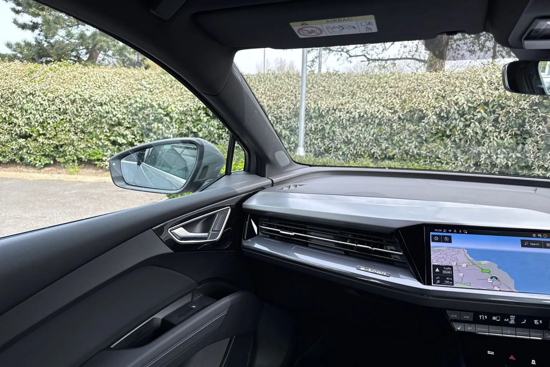 Audi Q4 thumbnail image number 45