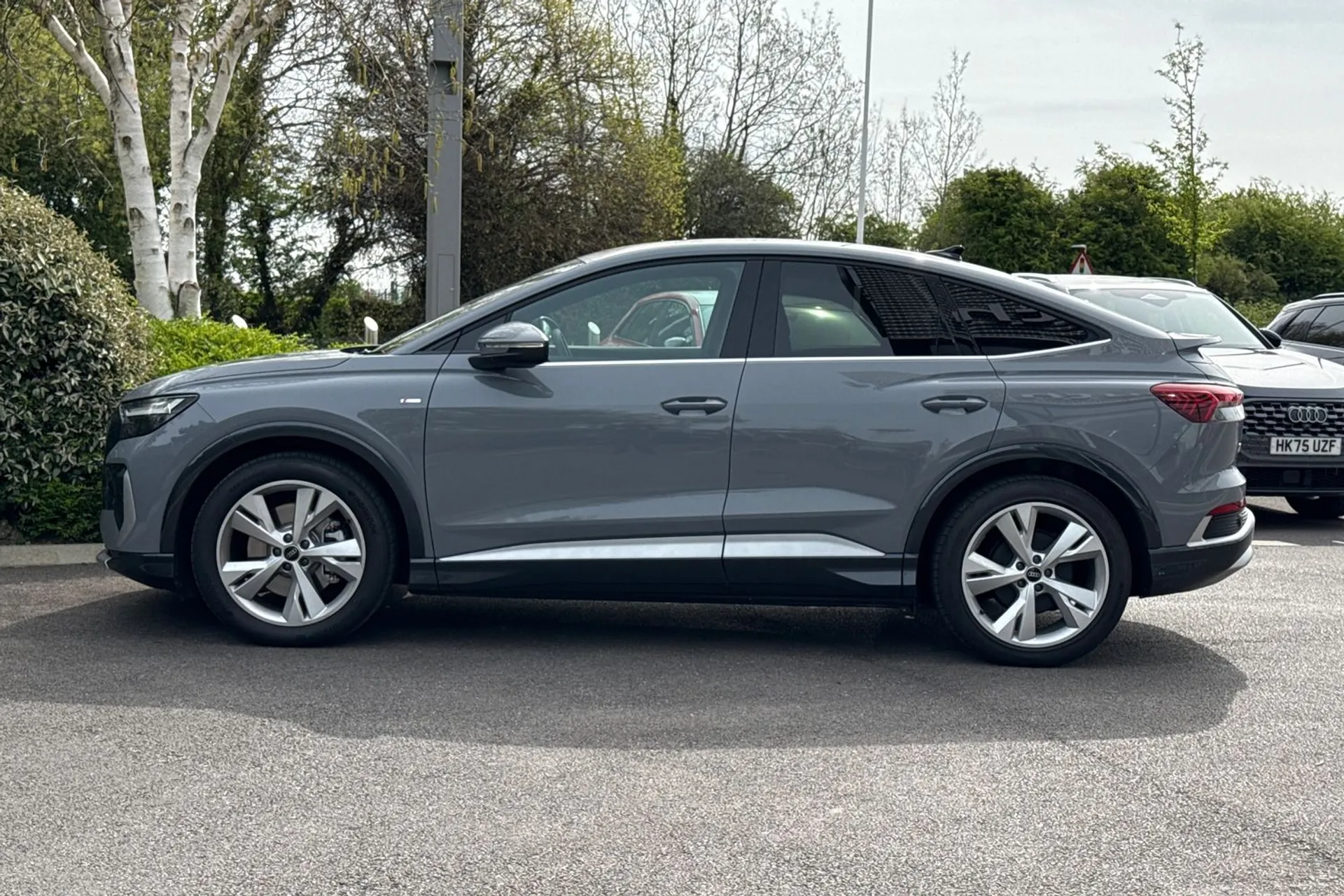 Audi Q4 thumbnail image number 20