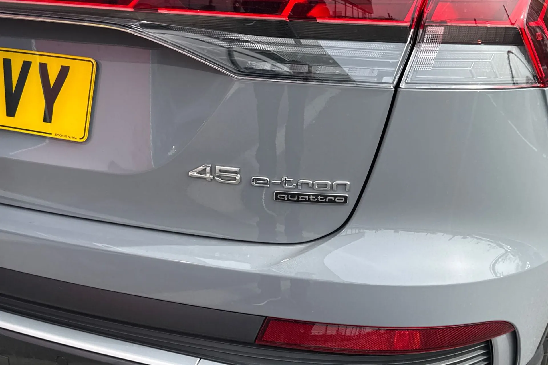 Audi Q4 thumbnail image number 29