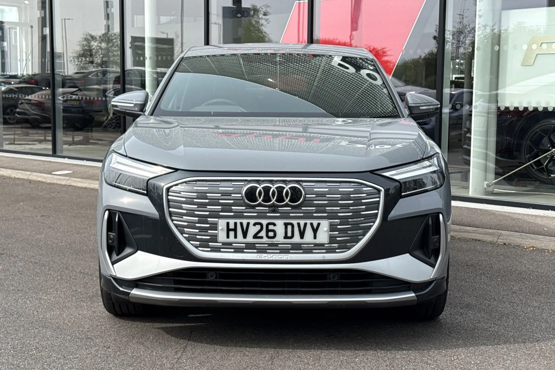 Audi Q4 thumbnail image number 7