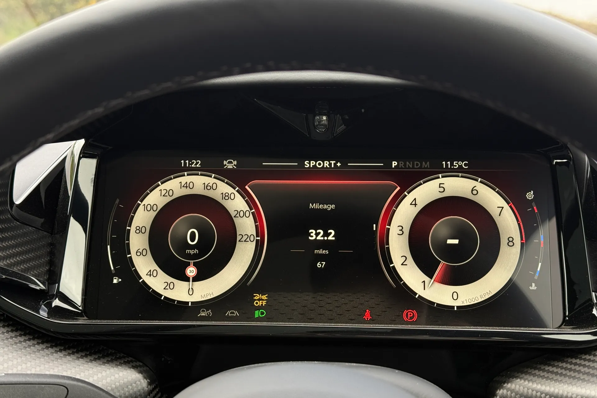 Aston Martin Vanquish thumbnail image number 20