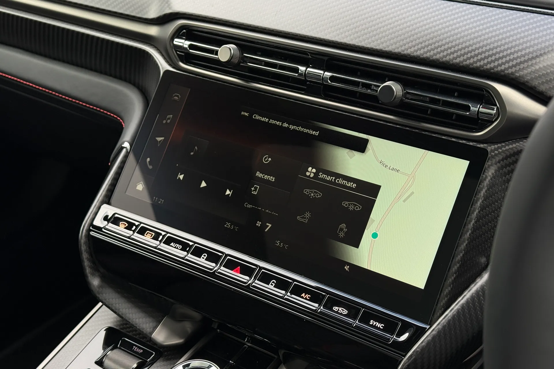 Aston Martin Vanquish thumbnail image number 10