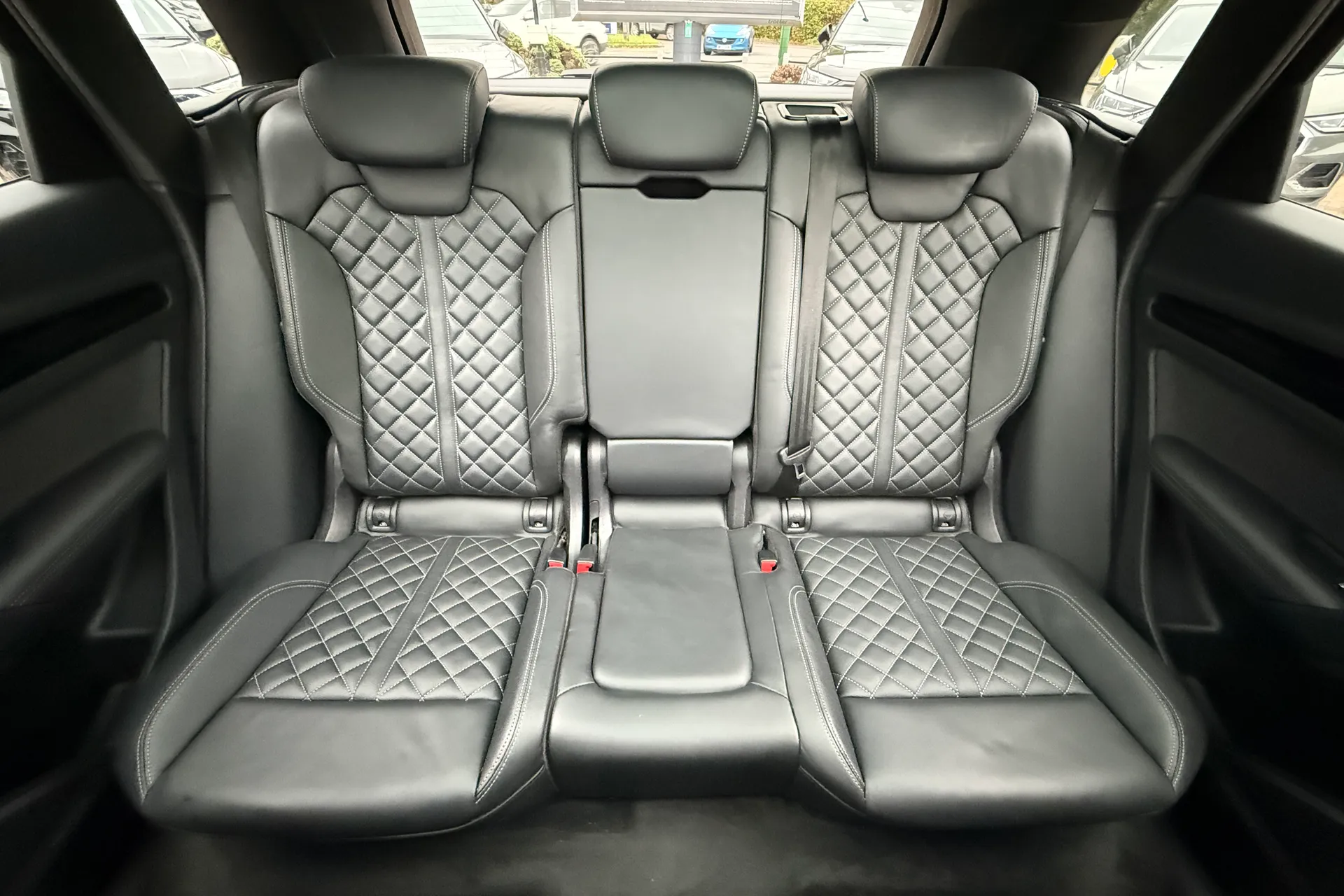 Audi Q5 thumbnail image number 47