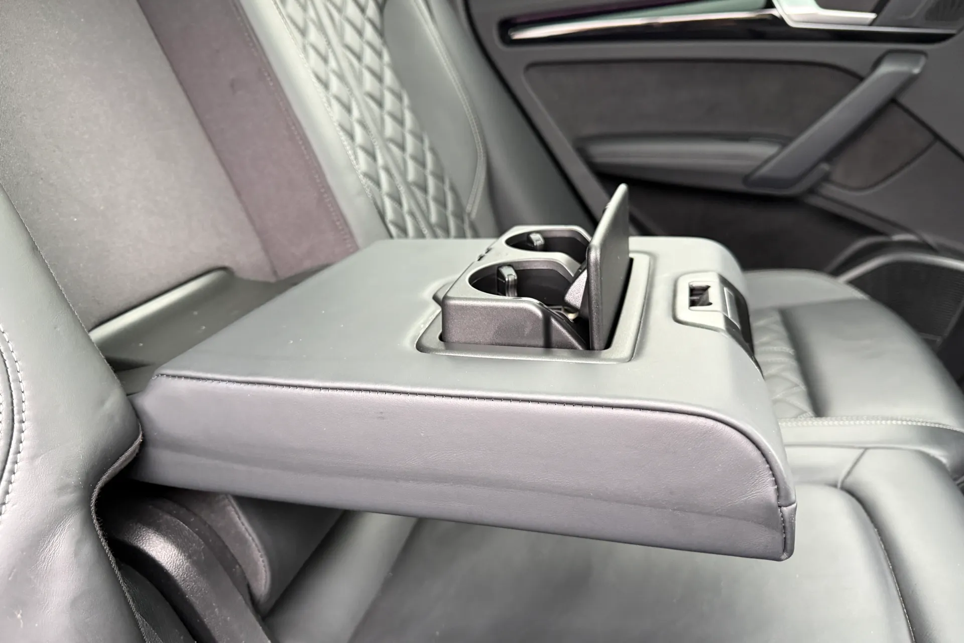 Audi Q5 thumbnail image number 54