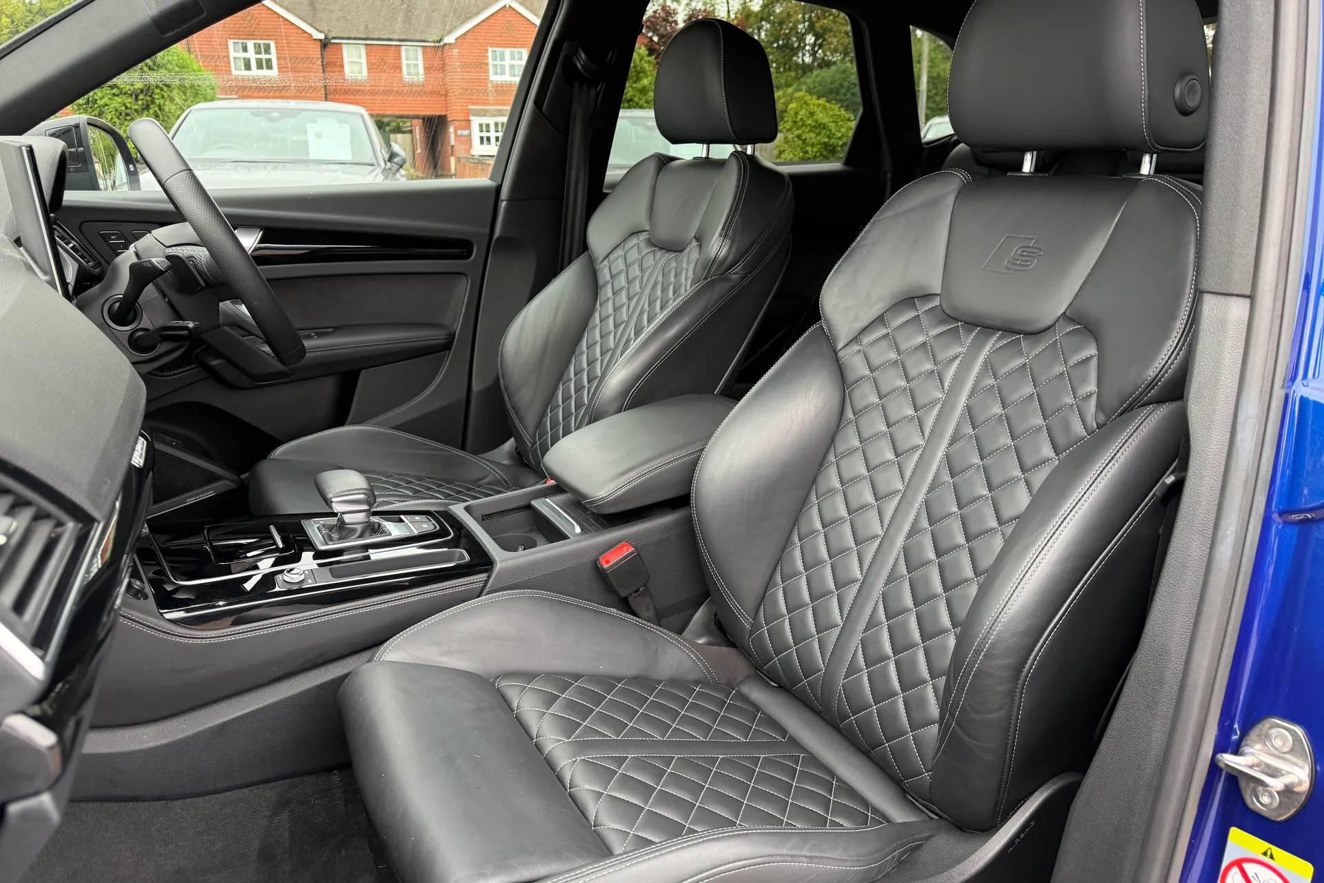 Audi Q5 thumbnail image number 36