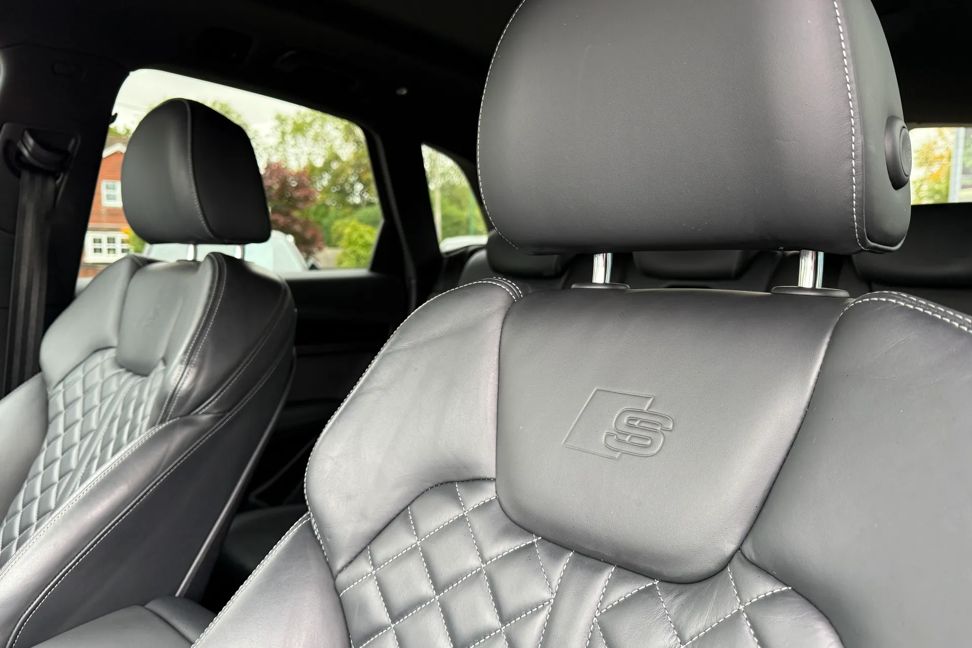 Audi Q5 thumbnail image number 37