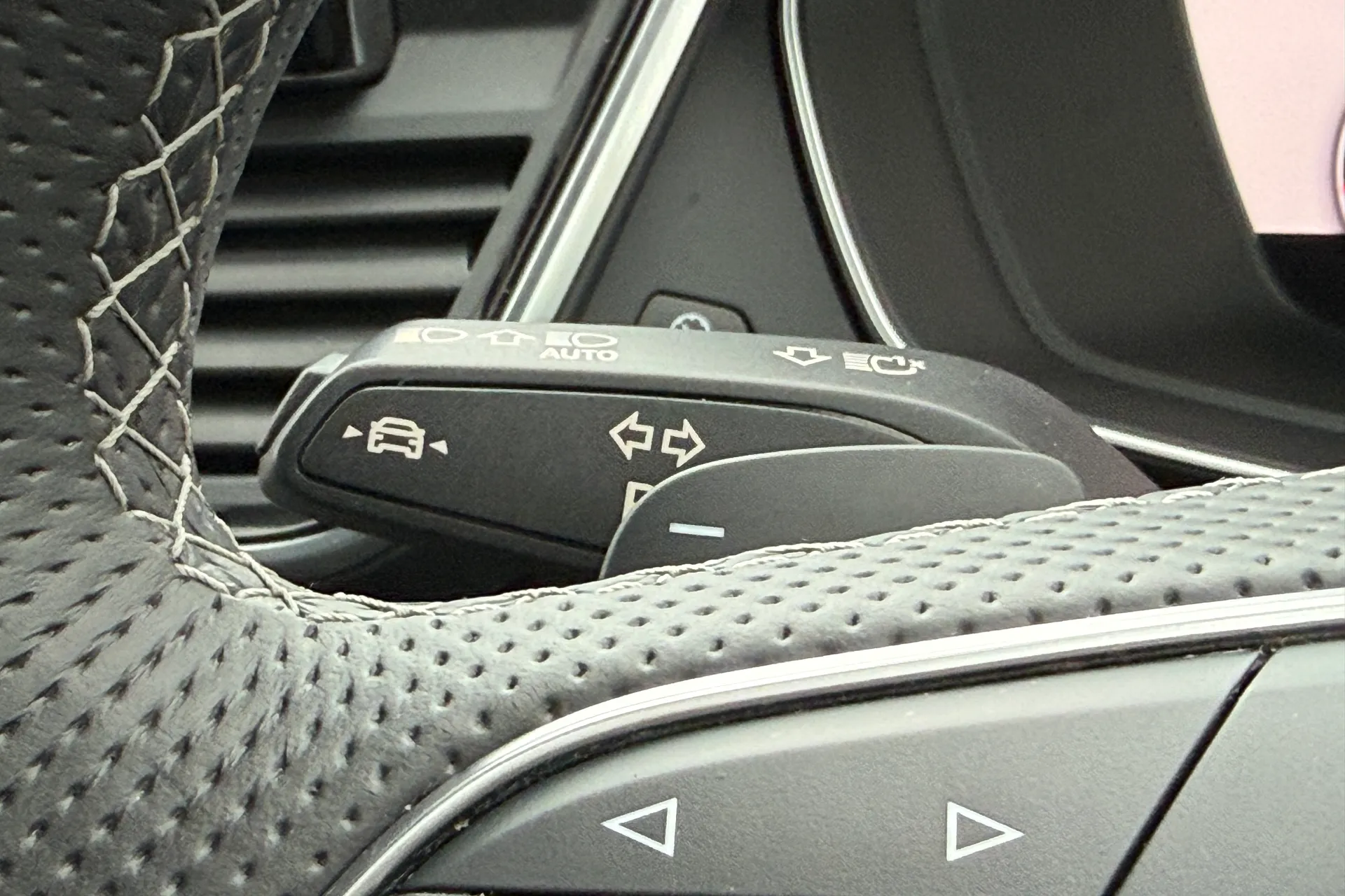 Audi Q5 thumbnail image number 24