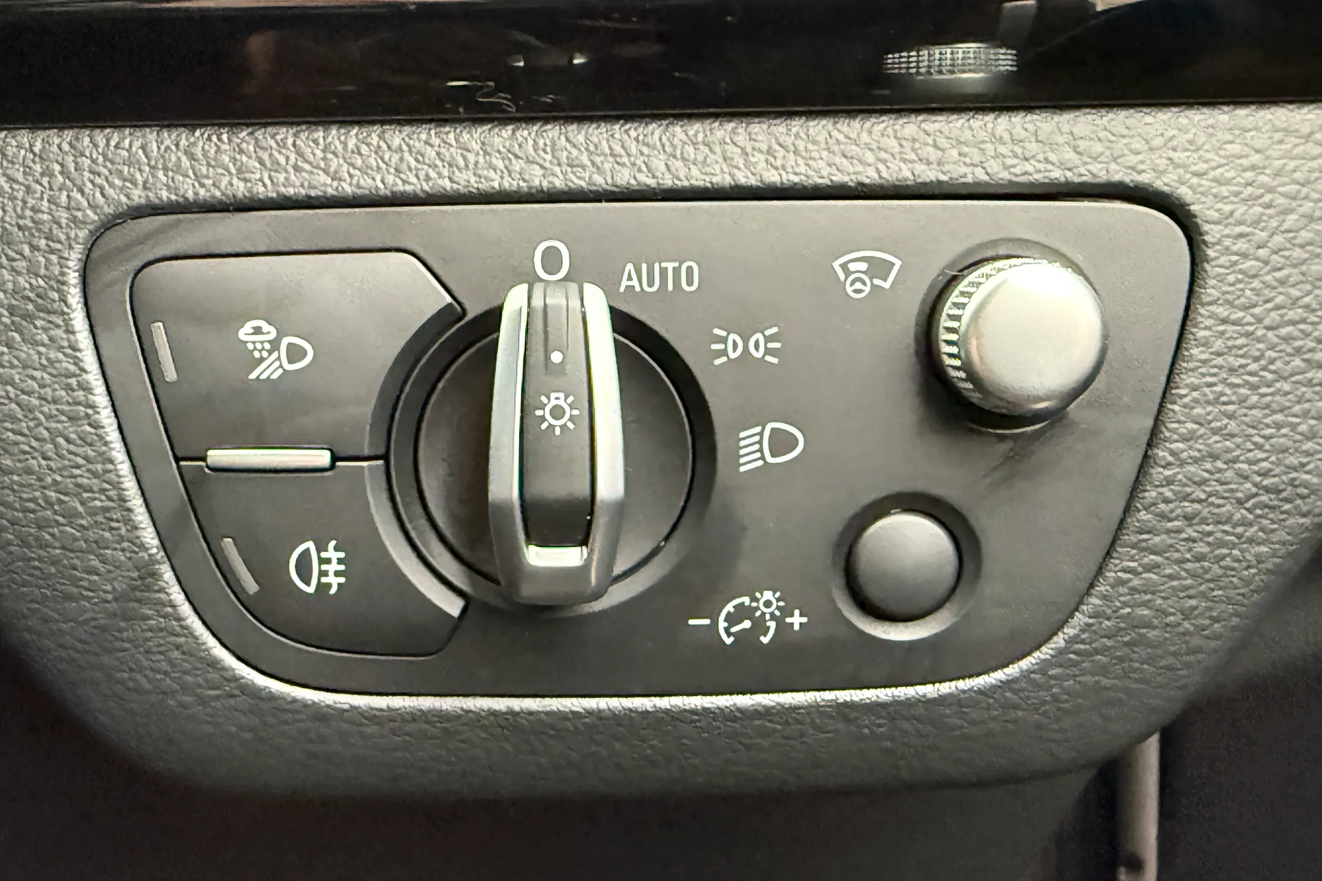 Audi Q5 thumbnail image number 29