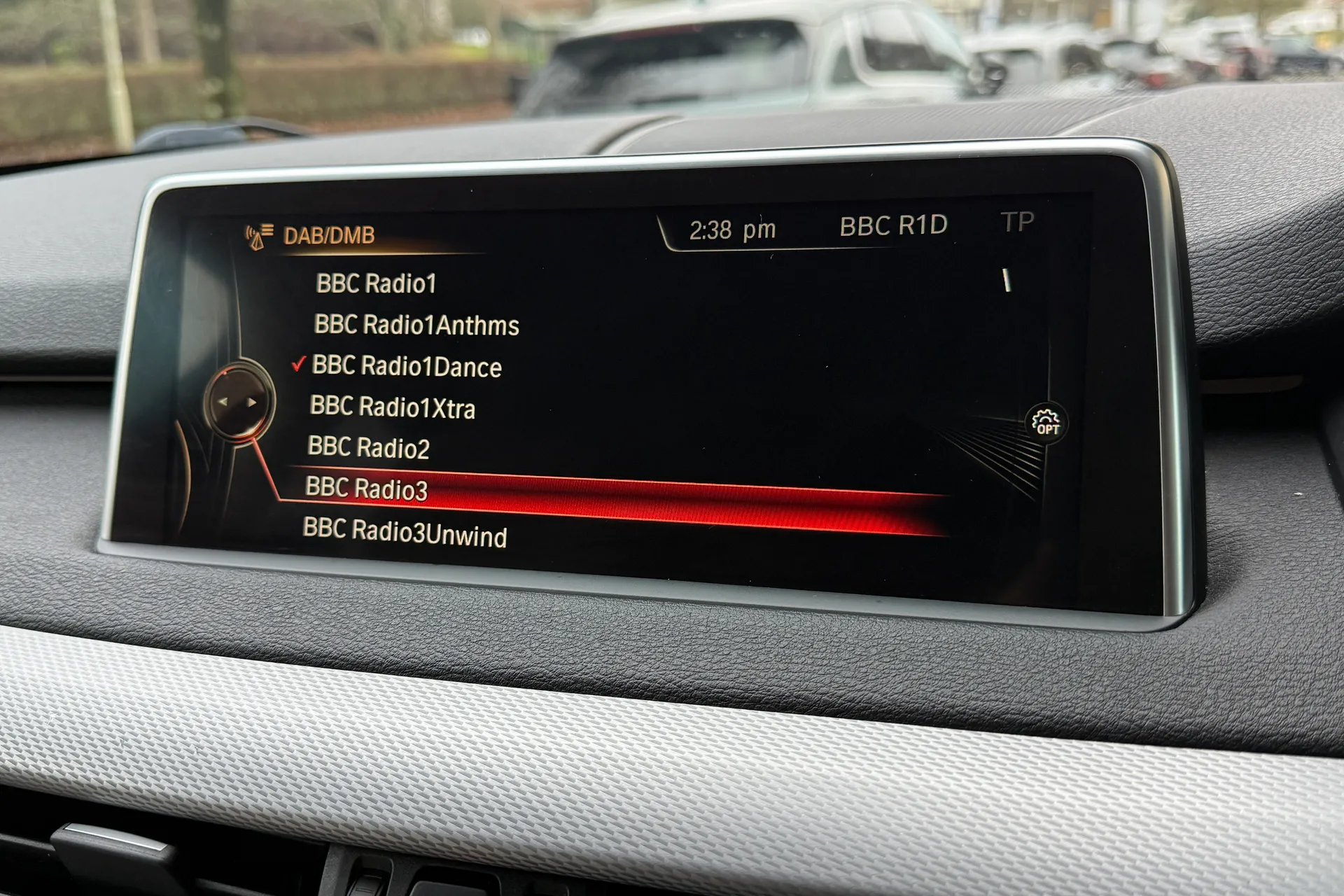 BMW X5 thumbnail image number 10