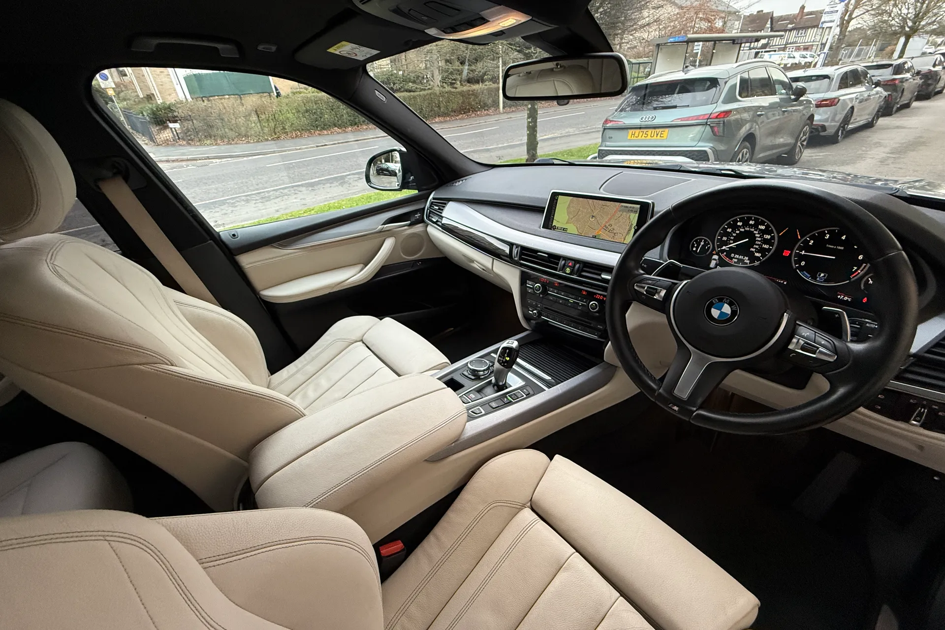 BMW X5 thumbnail image number 39