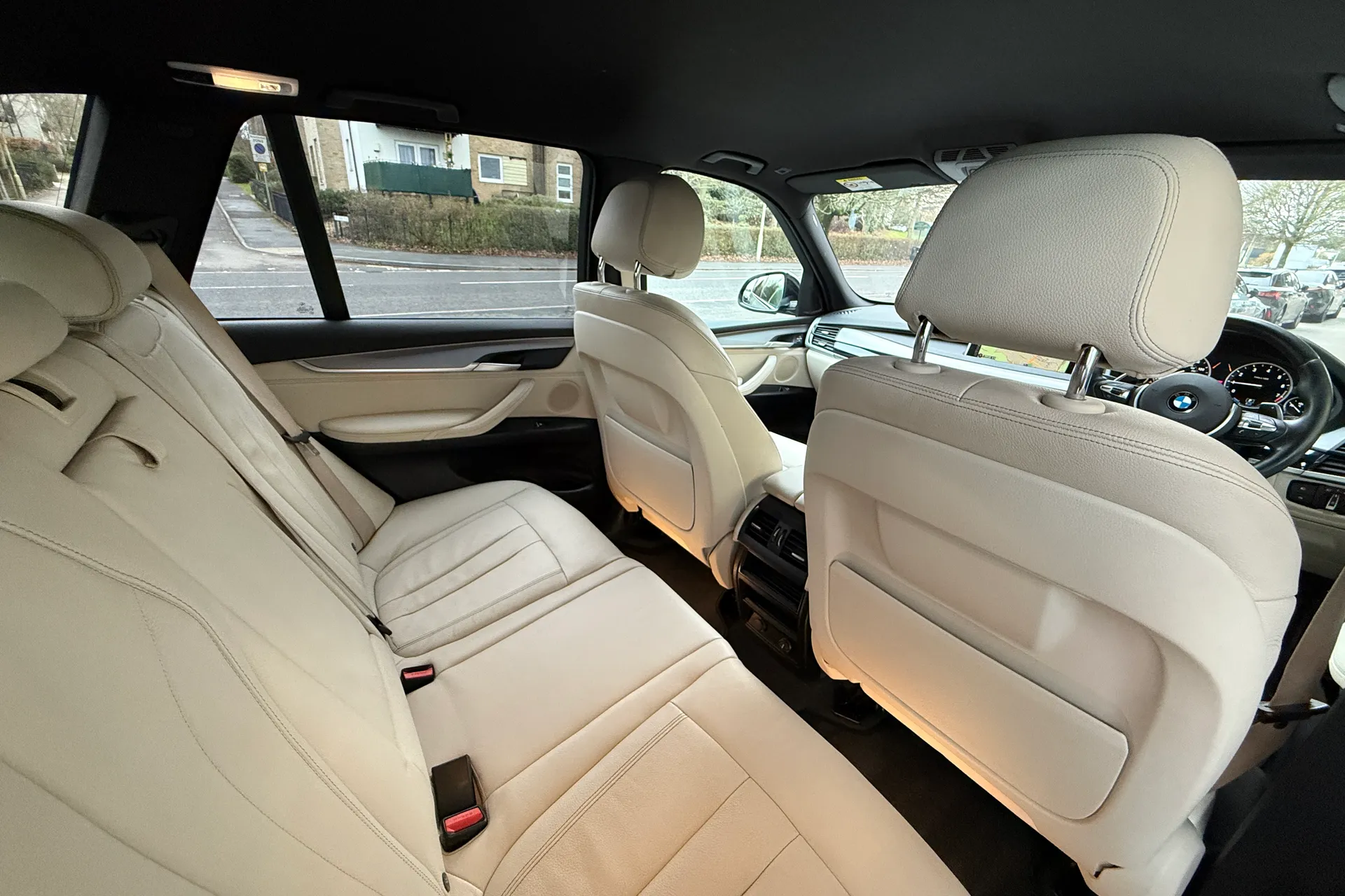 BMW X5 thumbnail image number 46